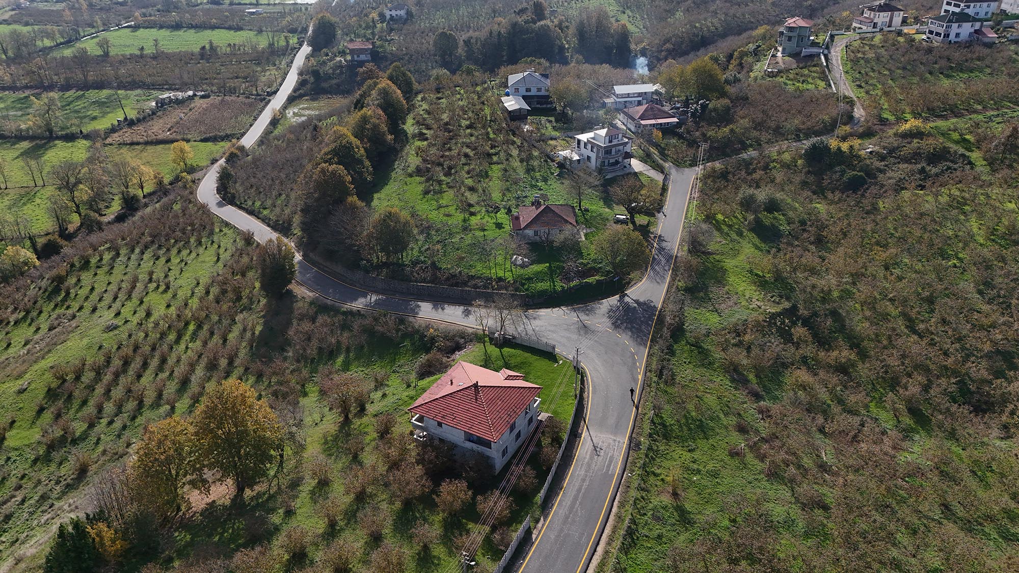 Karasu ulaşımına yön veren hummalı mesai: 4 mahallede yollar sil baştan…