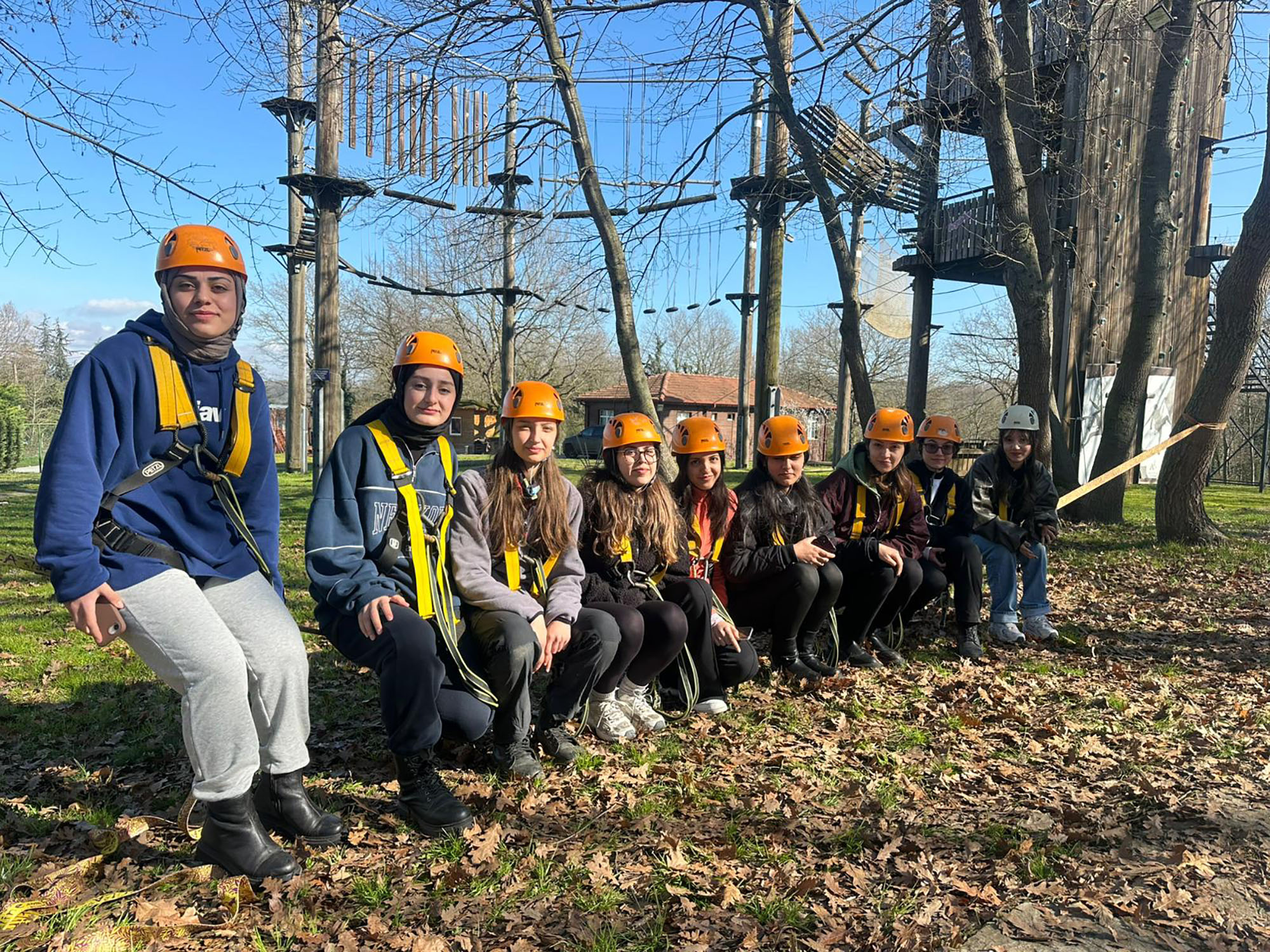 SAÜ’lü gençler Macera Park’ta kamp deneyimi yaşadı