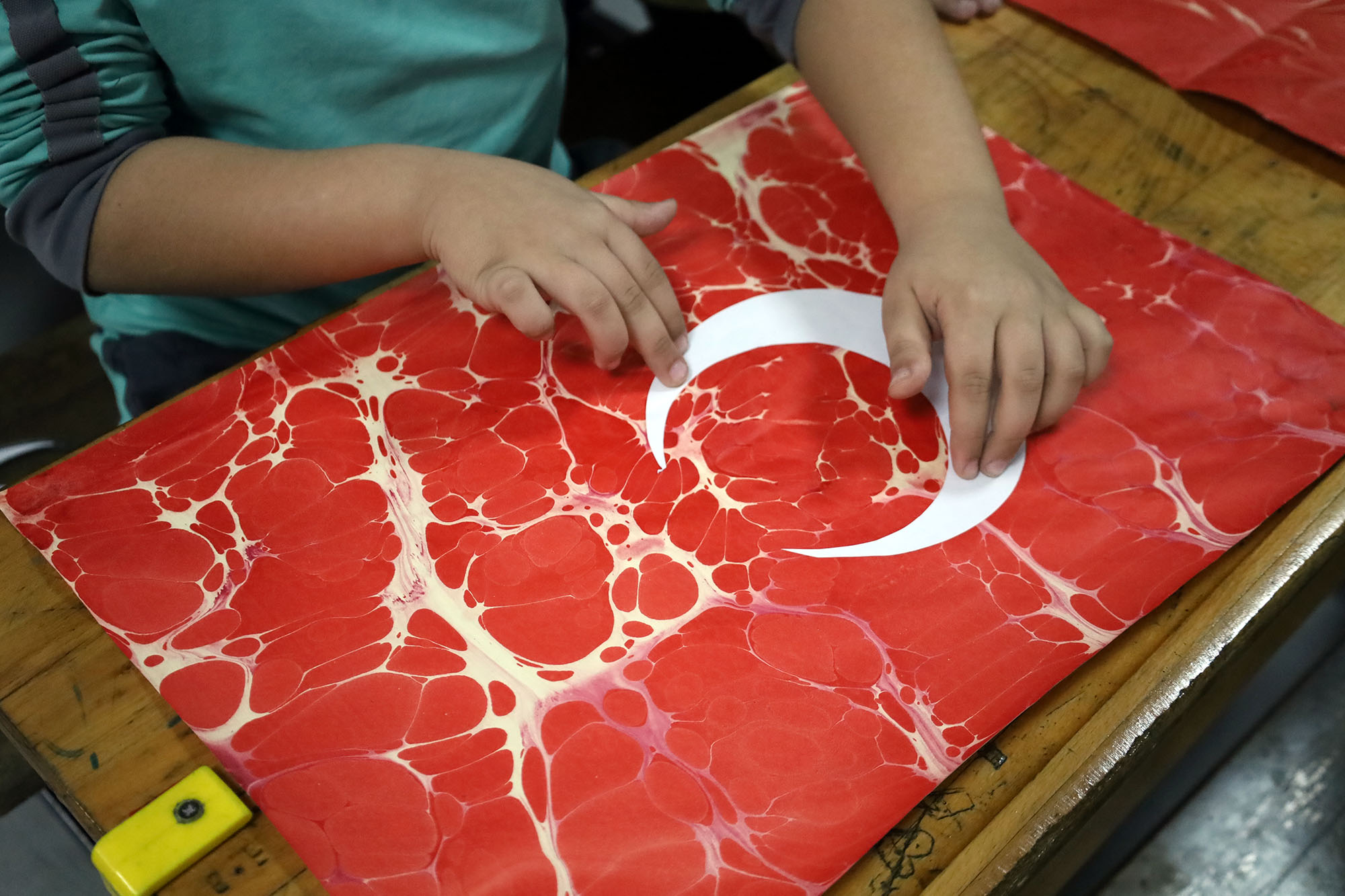 Büyükşehir, öğrencilerle milli marşı andı