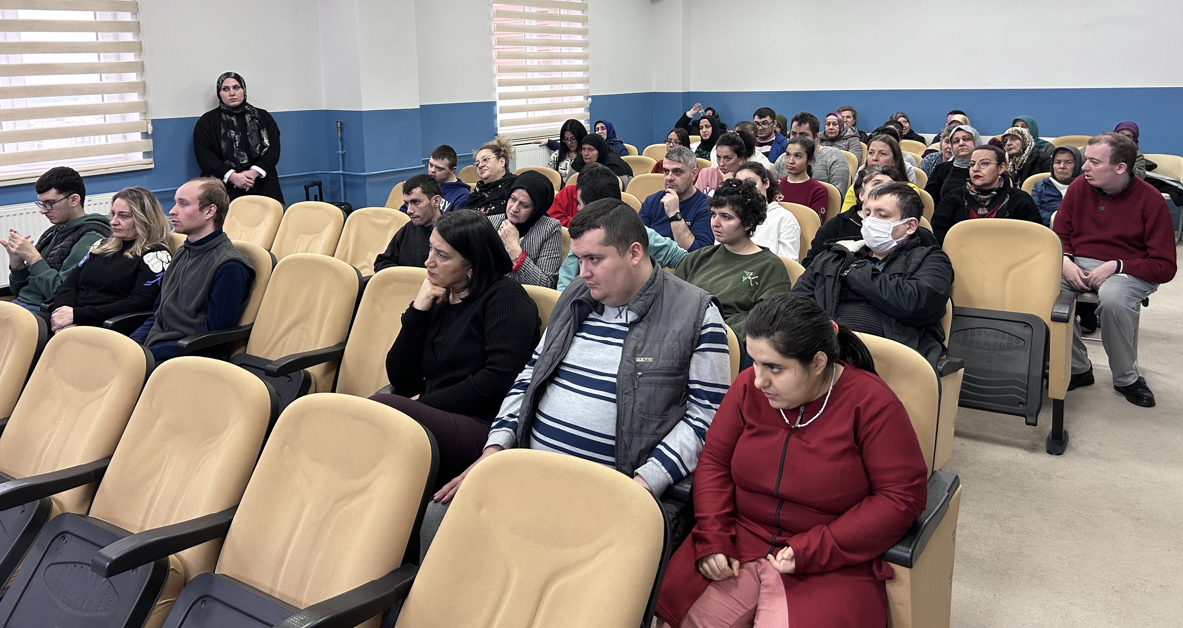 Engelsiz Hobi Atölyelerinde karne sevinci