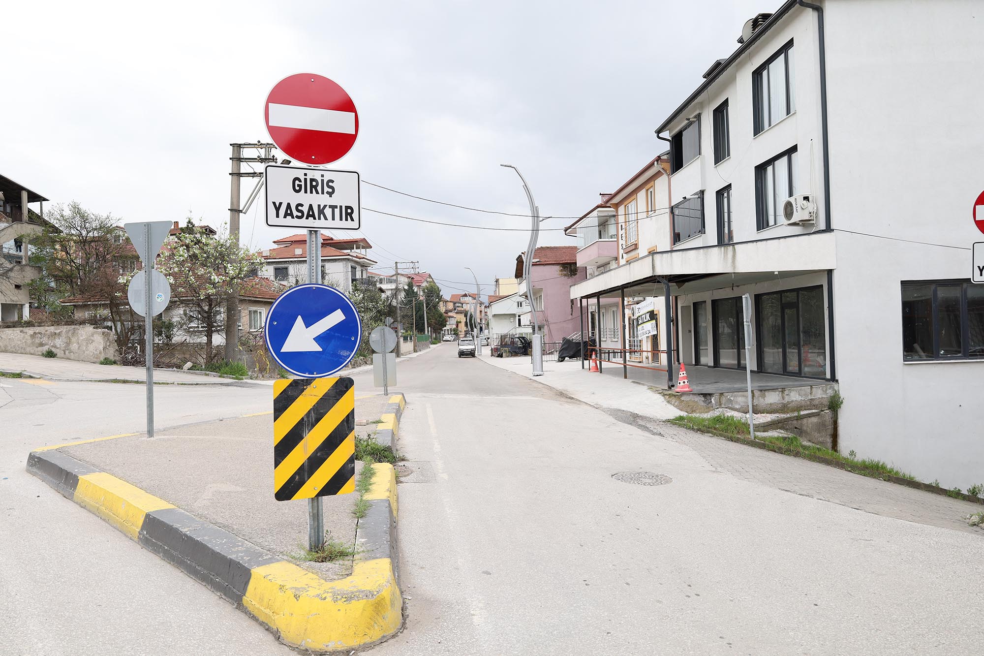 Sürücüler dikkat: SGK Hattı’ndaki Kışla Caddesi’nde trafik akışı değişti