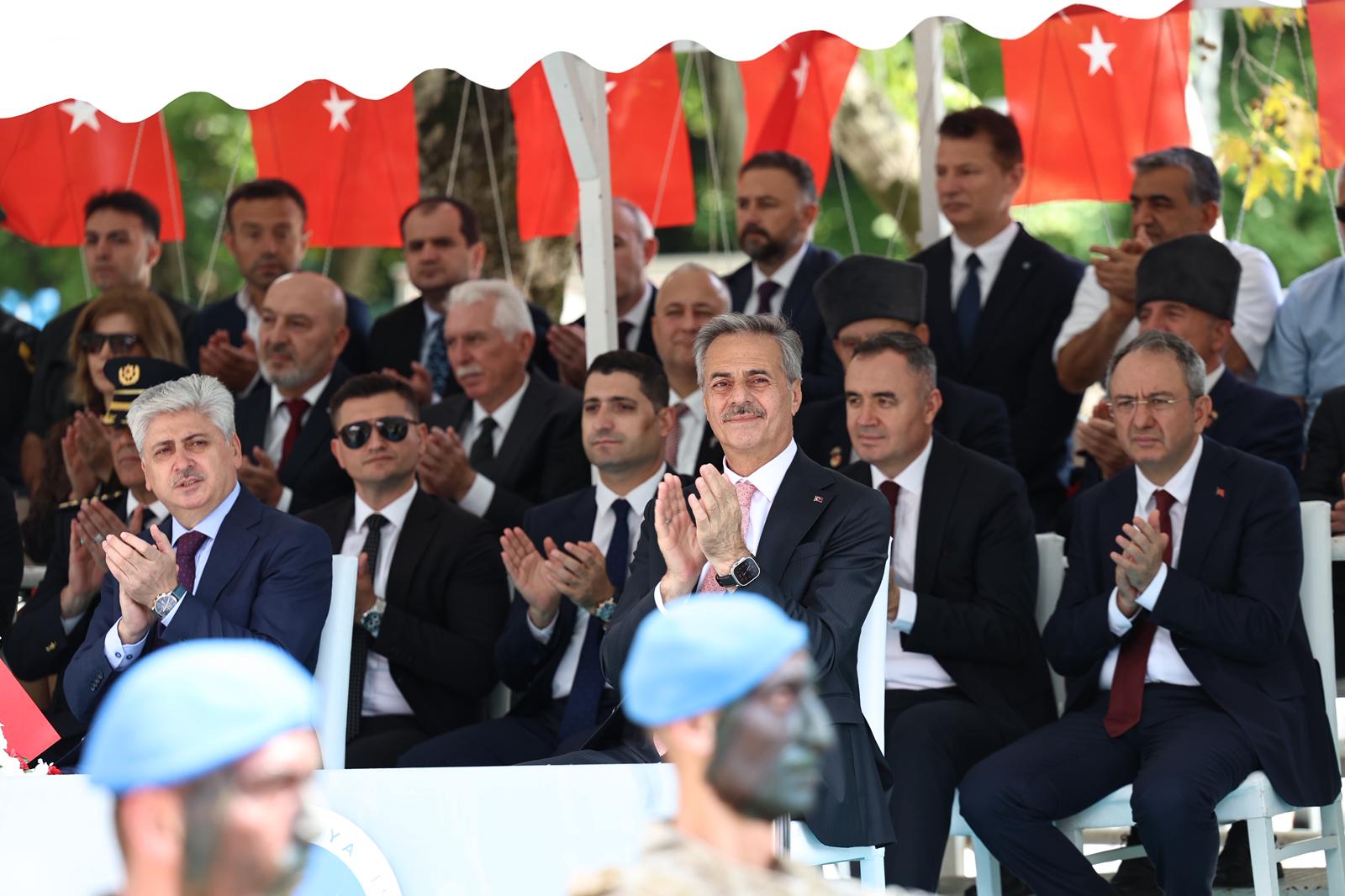 Alemdar, “Zafer coşkumuz ülkemizin dört bir yanında hiç eksilmesin”