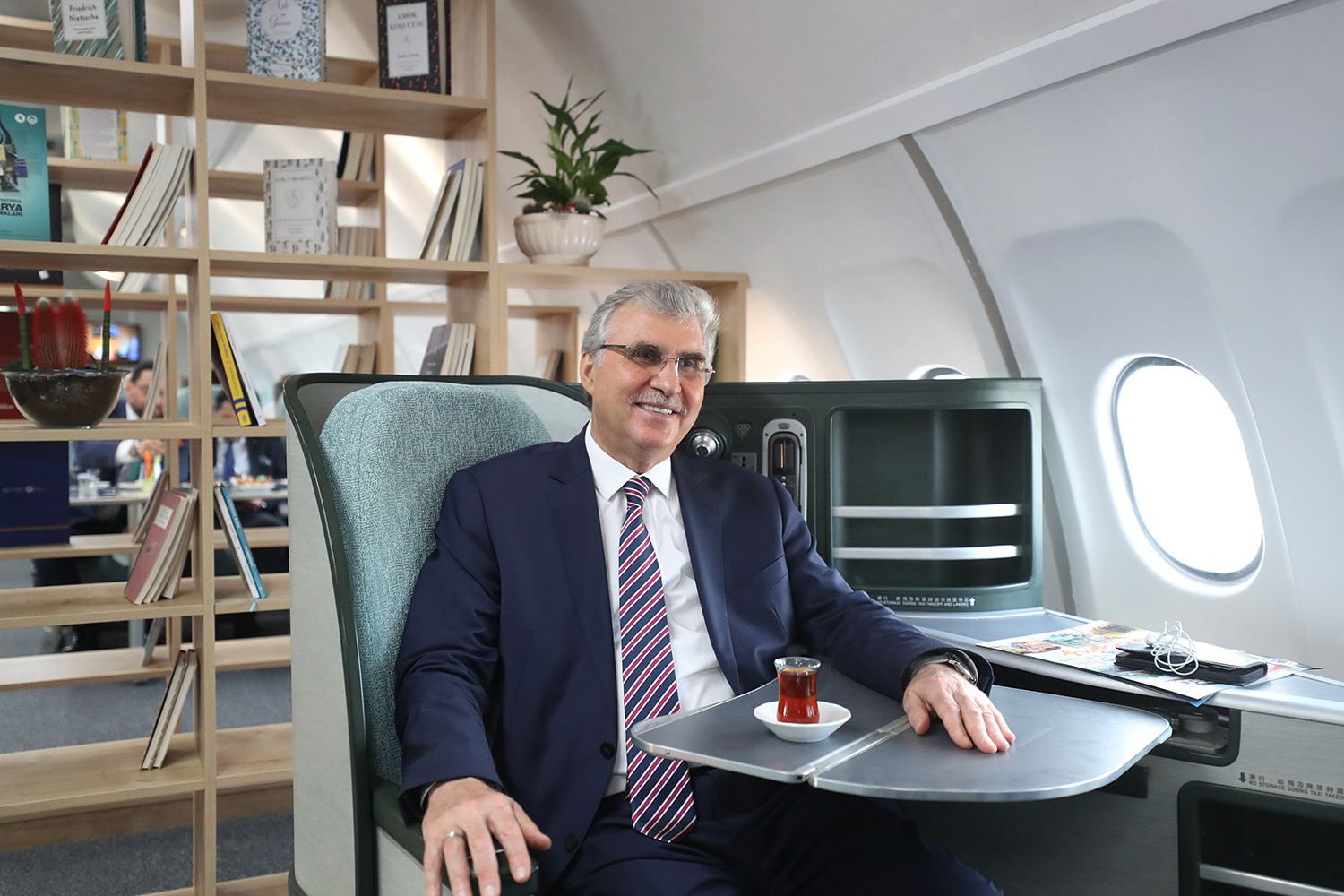 “Büyükşehir Uçak Kıraathanesi şehrin hatıra merkezi olacak”