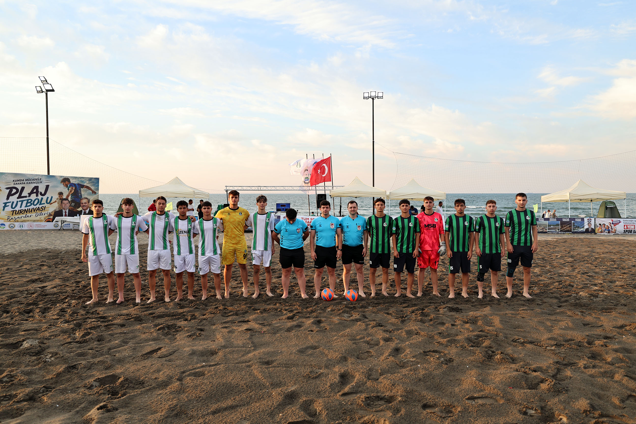 Kocaali Sahili’nde futbol şöleni: Plaj Futbolu Şampiyonası’nda büyük heyecan