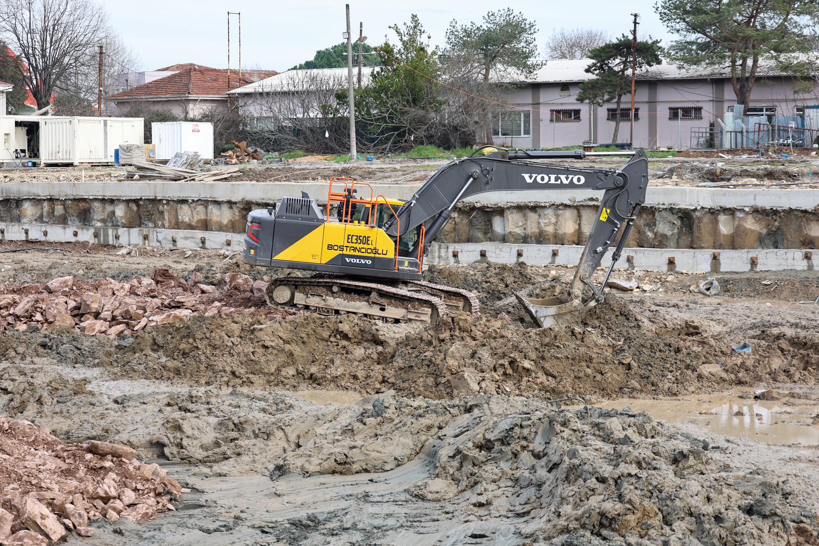 Büyükşehir iki dev projeyle gençliğe bilim-sanat üssü kuruyor: Projelerin son durumunu Yusuf Alemdar açıkladı