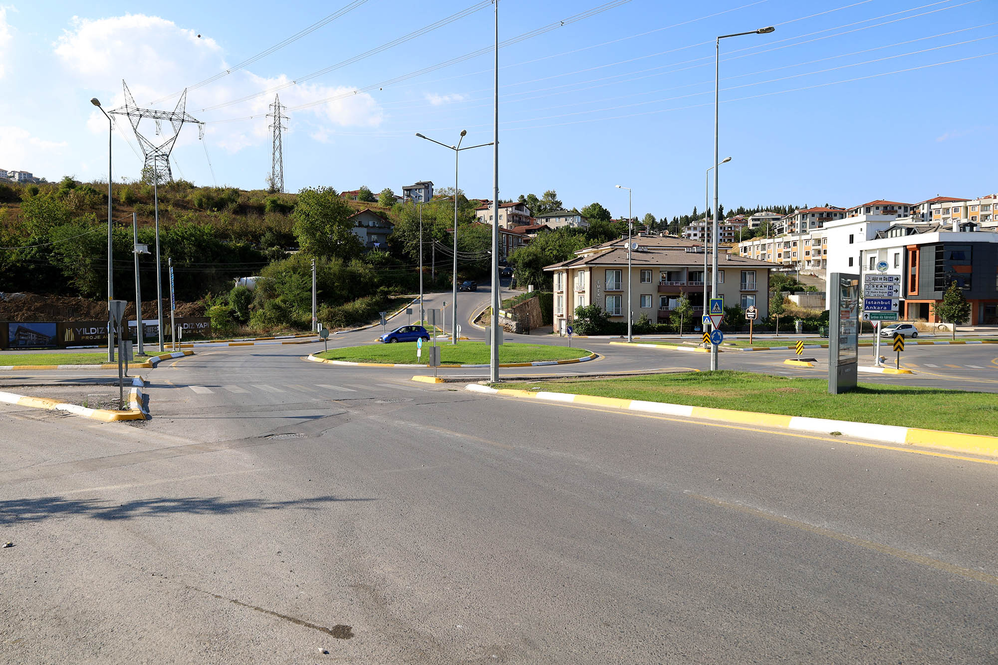 Serdivan’ın trafik yükünü hafifletecek hamle: O hattın genişliği 20 metreye çıkıyor