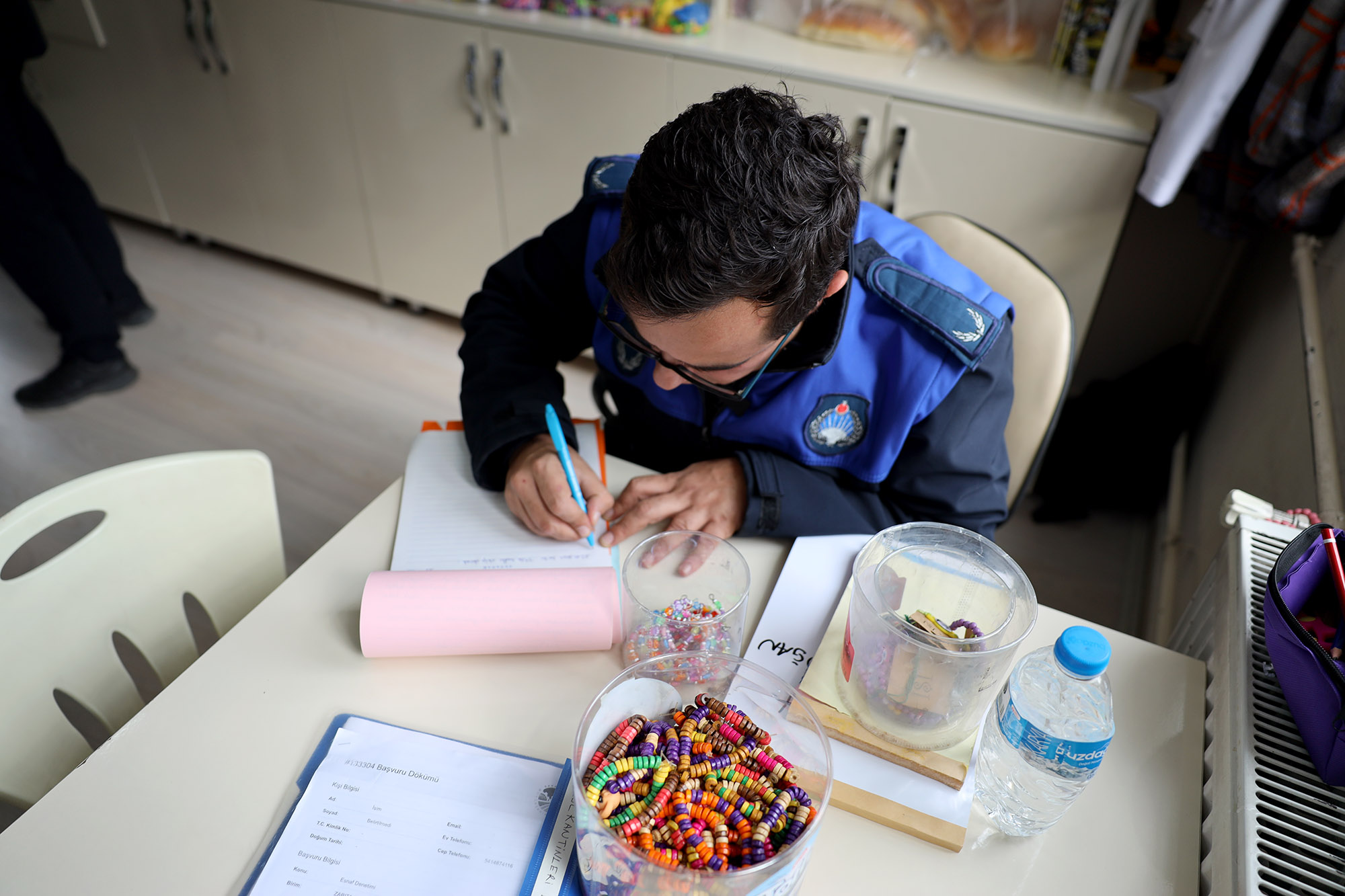 Okul kantinlerine denetim: Çocukların sağlığı için ürünleri tek tek incelediler