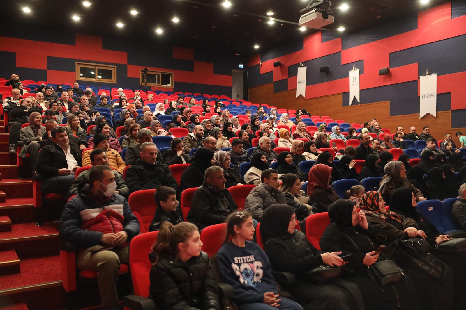 Ramazan’ın son buluşmasında Erzincanlı’dan duygu dolu gece