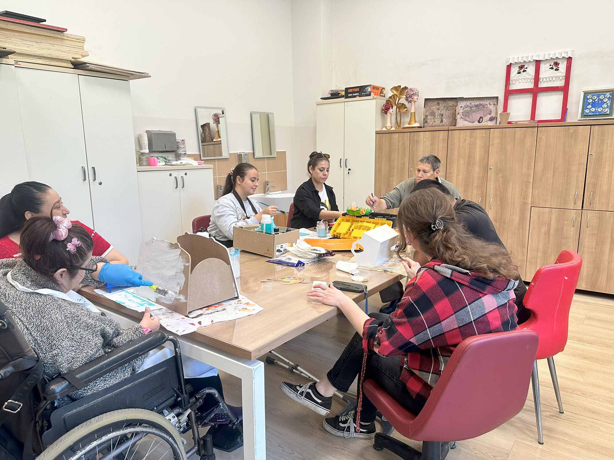 Engelsiz Hobi Atölyeleri’nde ders zili çaldı