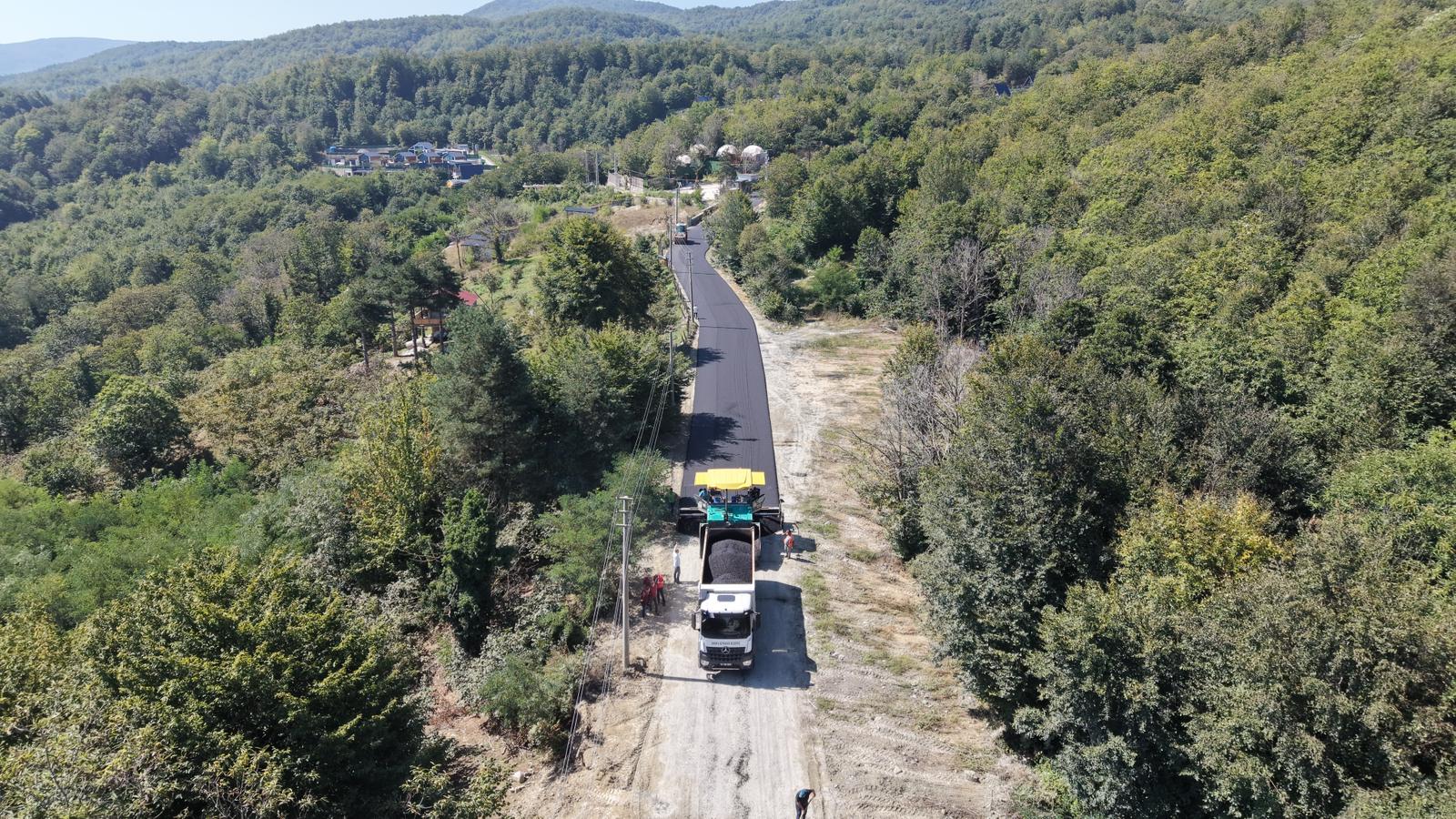 Büyükşehir, Sapanca’da seri asfalt çalışmalarına başladı: İlk adres Memnuniye