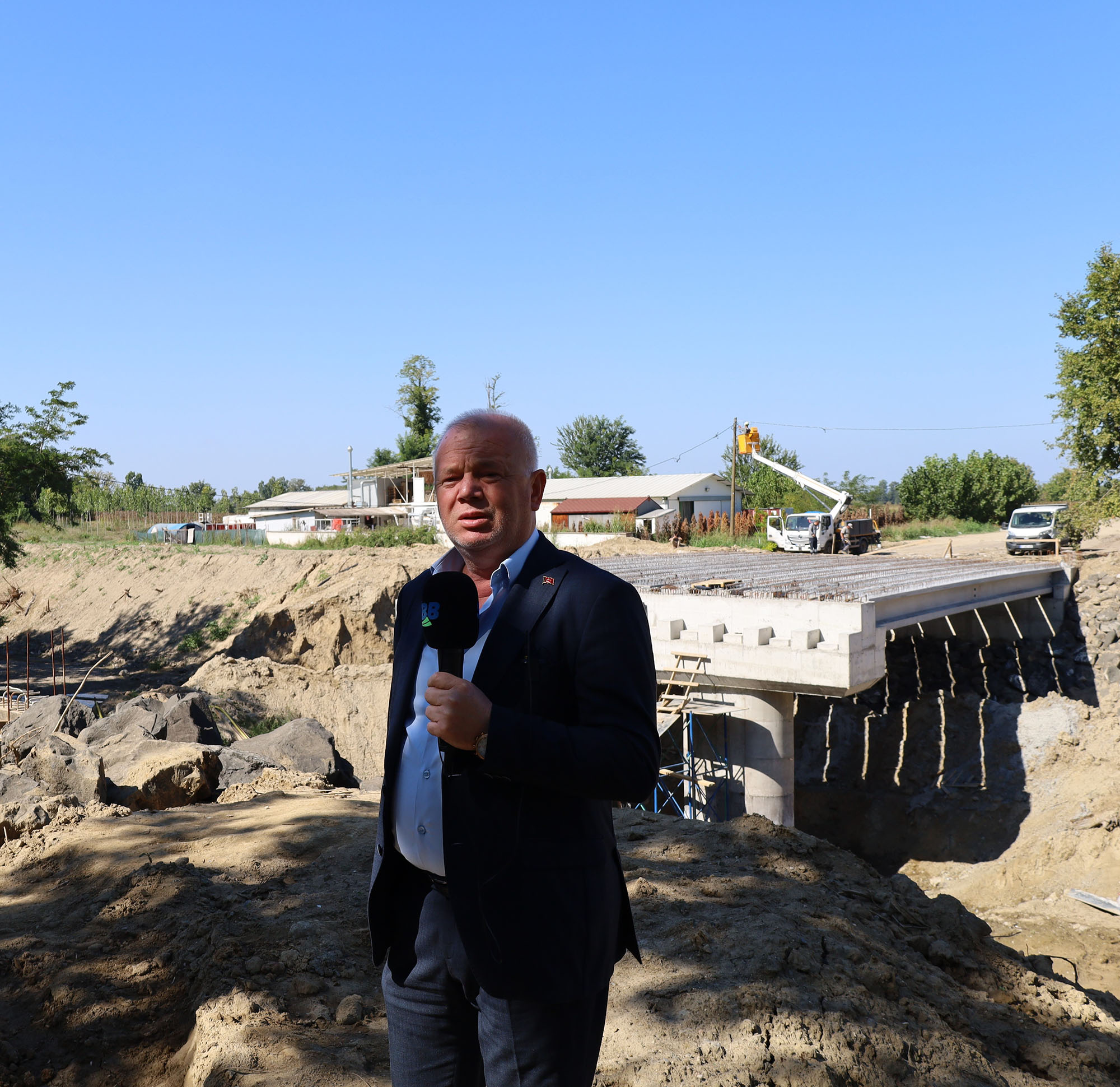 2 ilçe ve 20 mahalleyi bağlayan köprü yükseliyor: Büyükşehir son durumu açıkladı