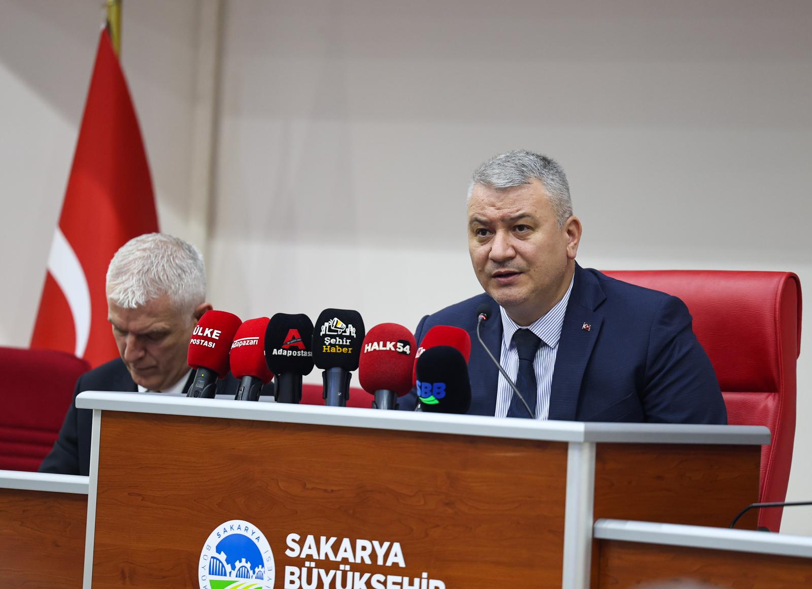 Sakarya’nın yarınları için 57 gündem Büyükşehir meclisinden geçti