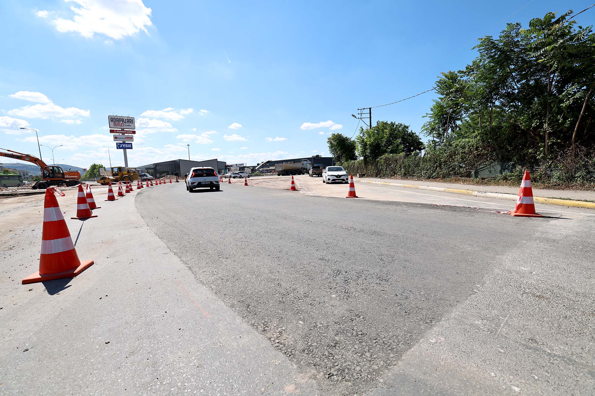 Büyükşehir, Eski Kipa Kavşağı’nı yeni duble yol bağlantısına hazırlıyor