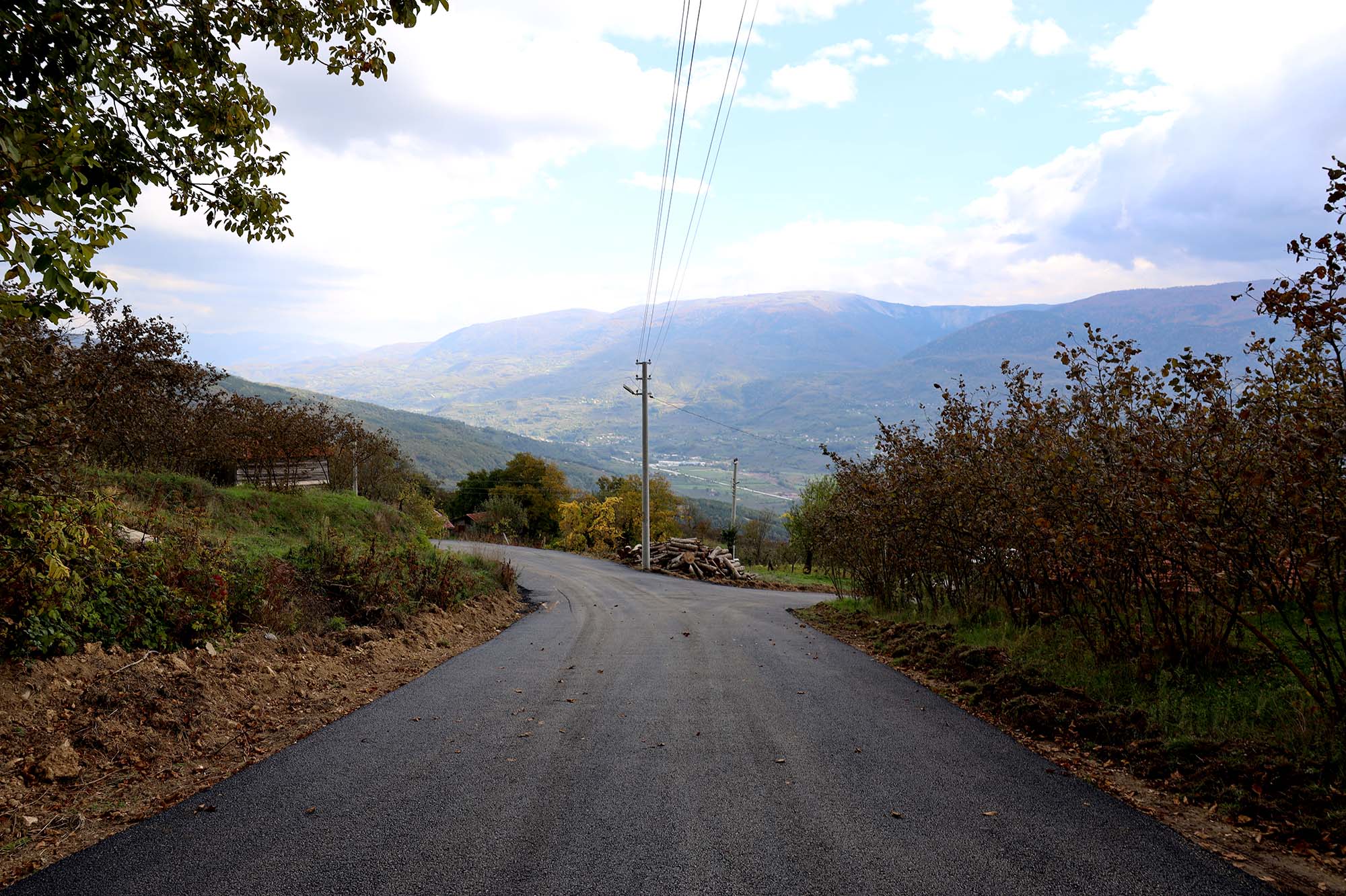 Akyazı’da kırsal ulaşımı için yepyeni bir dönemin kapısı aralandı