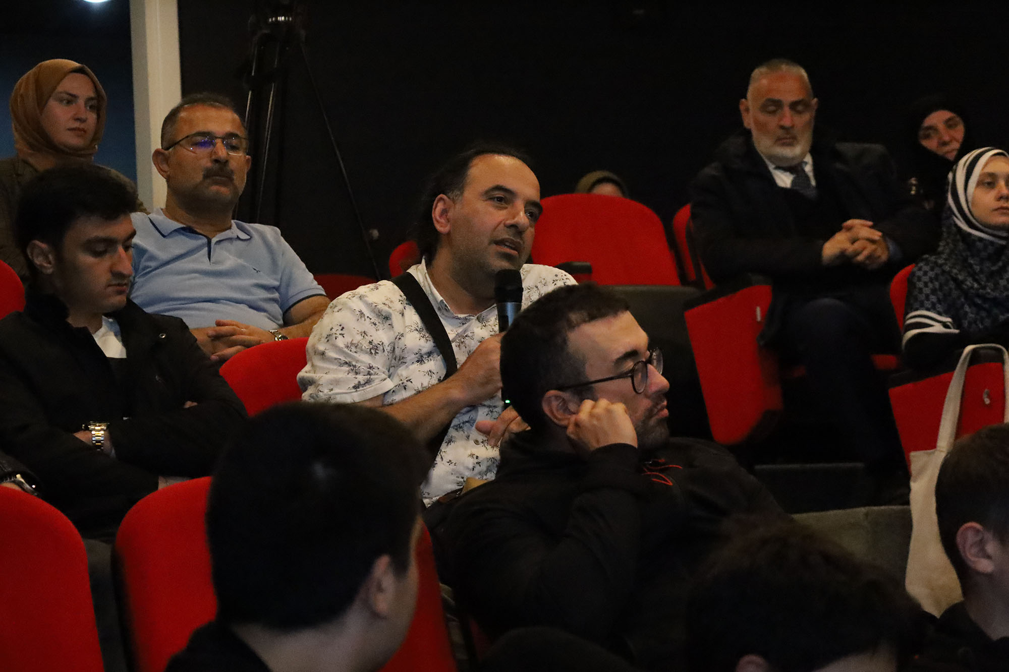 OSM’de Sakaryalılara Gazze’yi anlattı: “Filistinliler için vatan gözyaşıdır…”