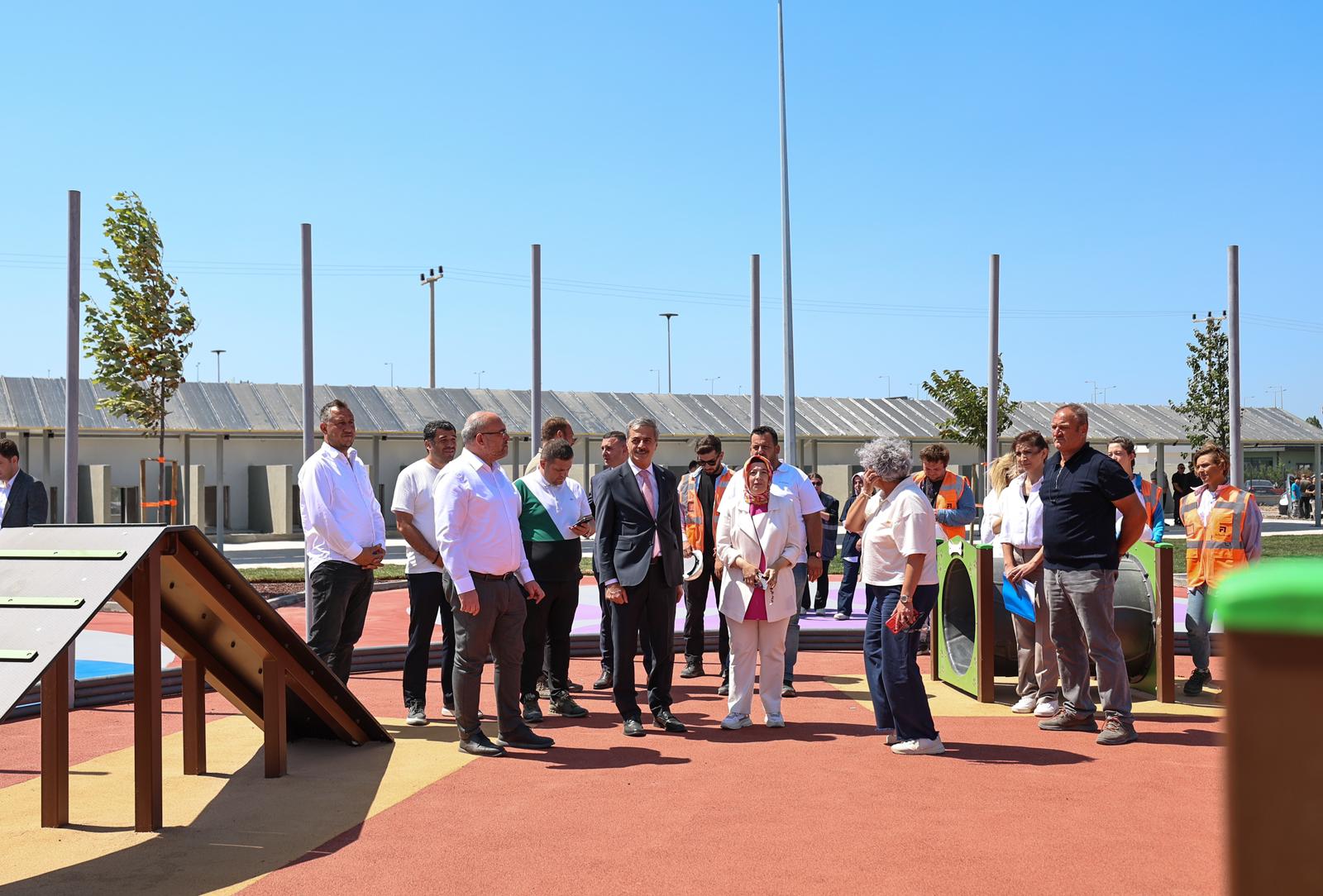 Yusuf Alemdar Türkiye’nin en modern hayvan doğal yaşam alanı için tarih verdi: Pati kafe, çocuk oyun alanları, hayvan kütüphanesine geri sayım…