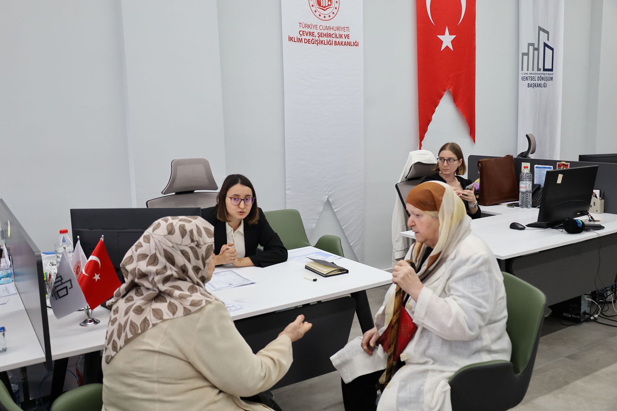 Tığcılar dönüşüm istiyor: “Evlatlarımıza yıkılacak bir ev bırakmak istemiyoruz”