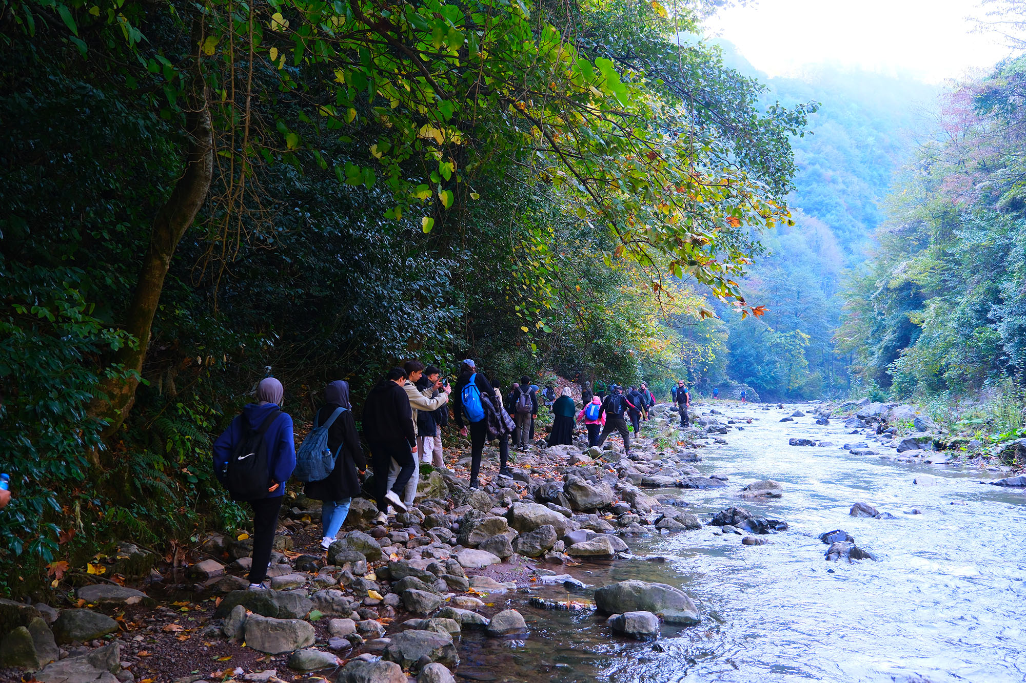 Kuzeyin tabiat harikaları arasında unutulmaz bir sonbahar yürüyüşü