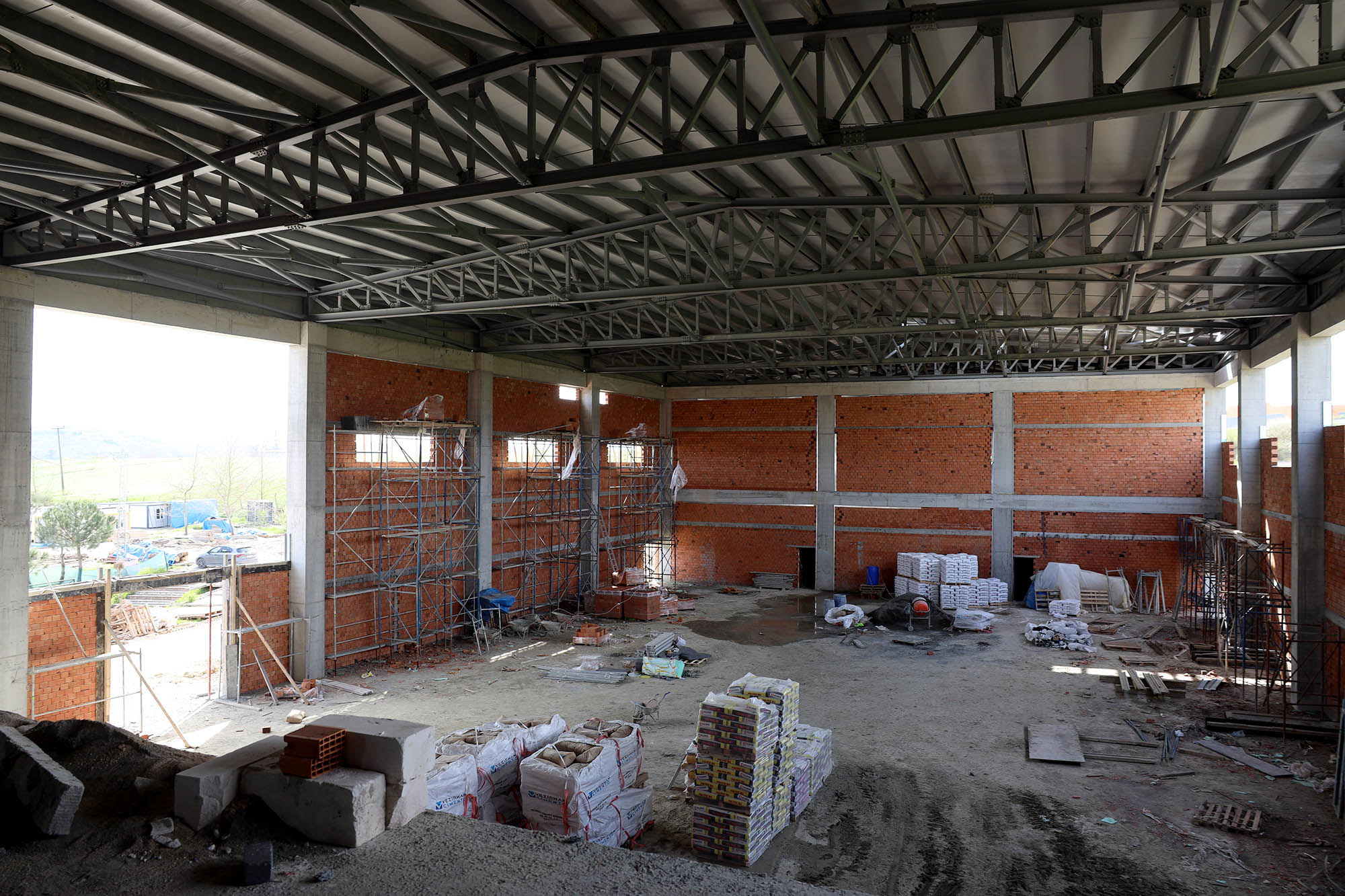 Kaynarca’da gençlerin dört gözle beklediği proje adım adım sona yaklaşıyor