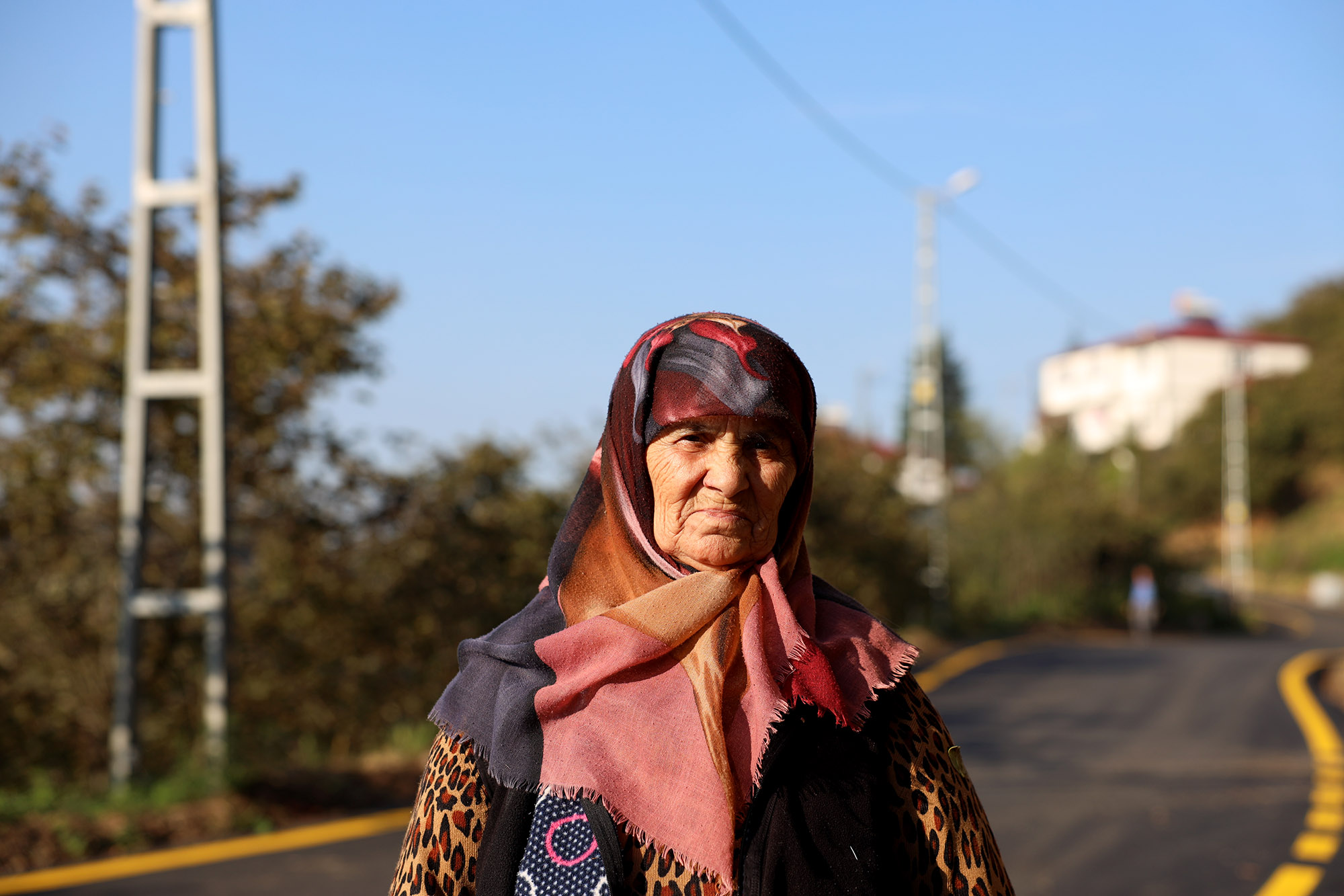Akyazı’nın kırsalına giden yollar Büyükşehirle güzelleşti