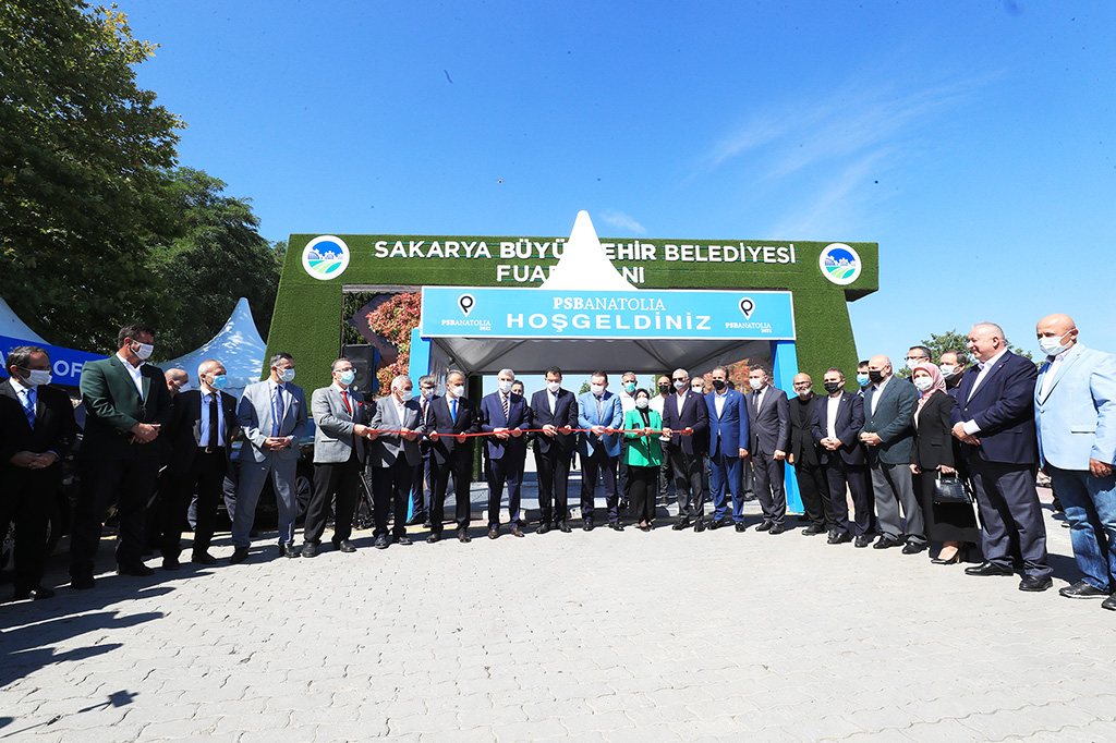 ‘Lokomotif şehir Sakarya’ dev fuarla kapılarını bu kez dünyaya açtı
