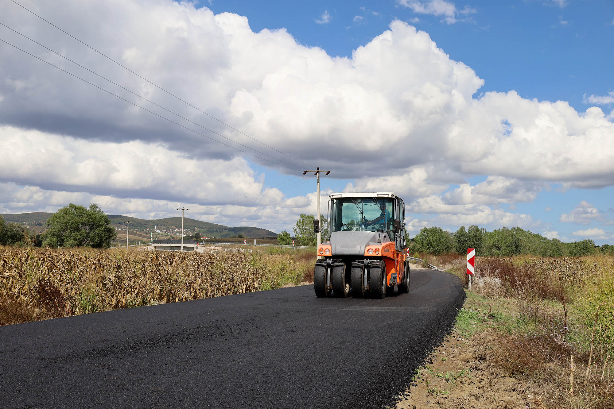 Sakarya’nın kuzeyinde 4 mahalle daha sıcak asfalta buluşuyor