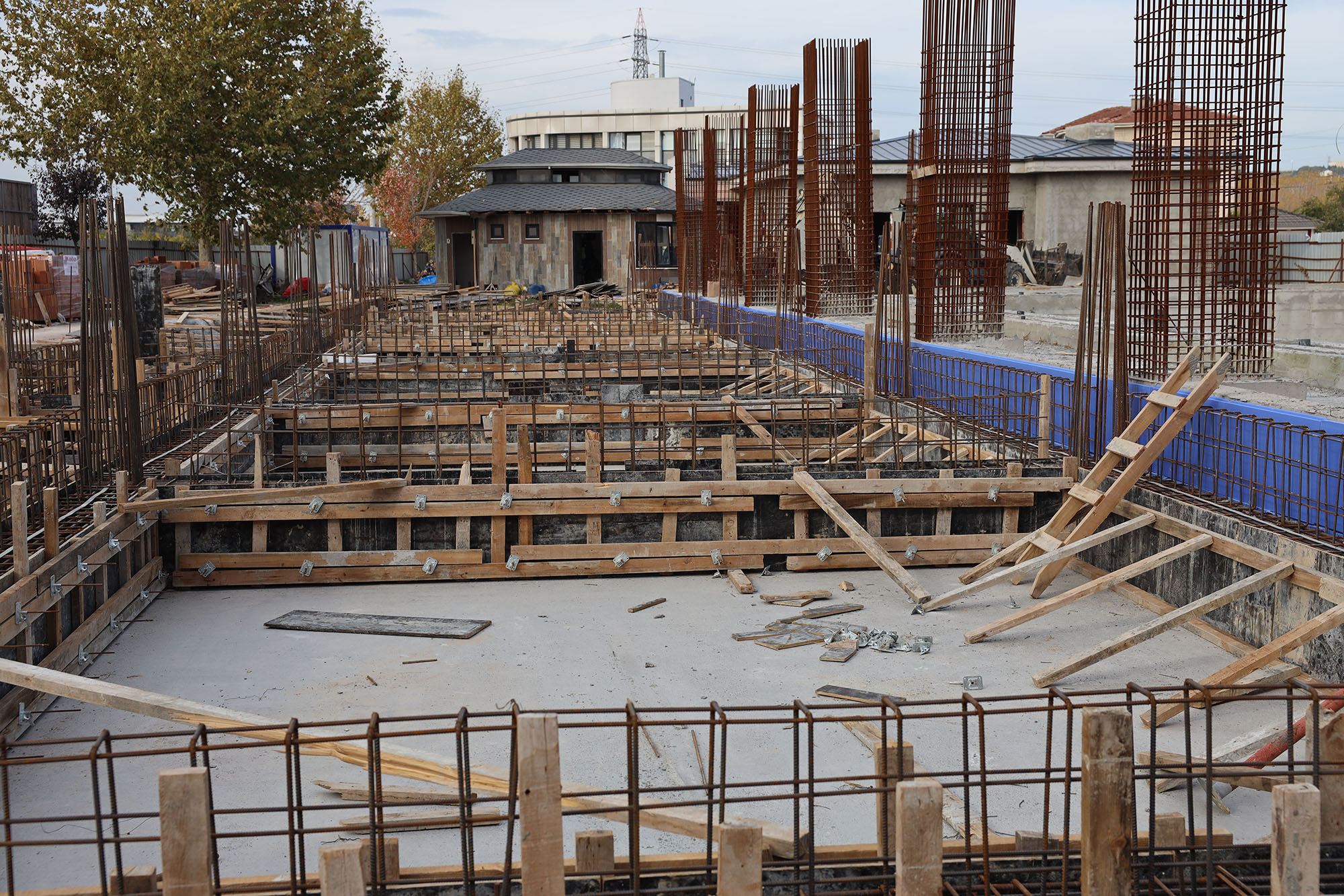 Arifiye yüzme havuzu ve gençlik merkezine kavuşuyor: Binlerce gencin sabırsızlıkla beklediği projede son durum