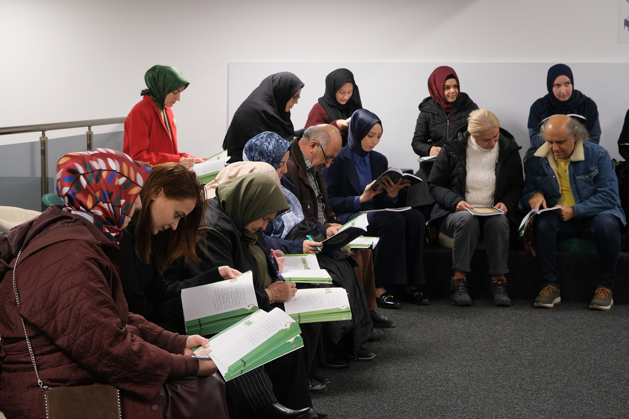 SAMEK, Yeşilay Gençlik Merkezi’nde 9 branşta kurslara başladı