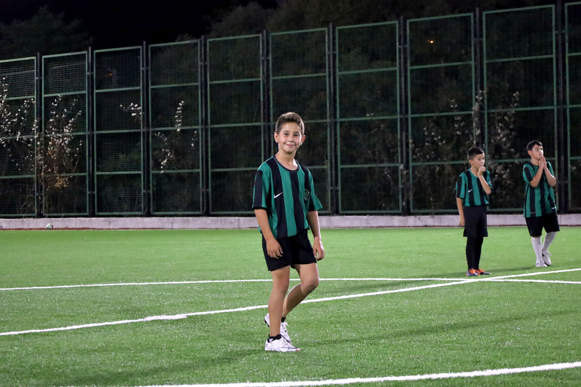 Gençler için yeni spor alanı: Sapanca Akçay’ın futbol tesisine yeni yüz