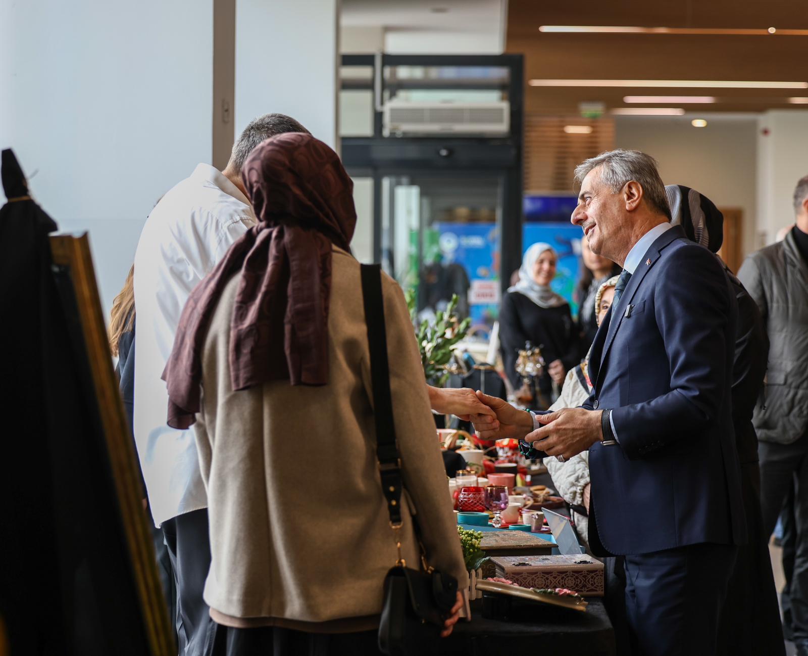 “Bugün sevgi ve dayanışmayı hatırlama, engelleri birlikte aşma günüdür”