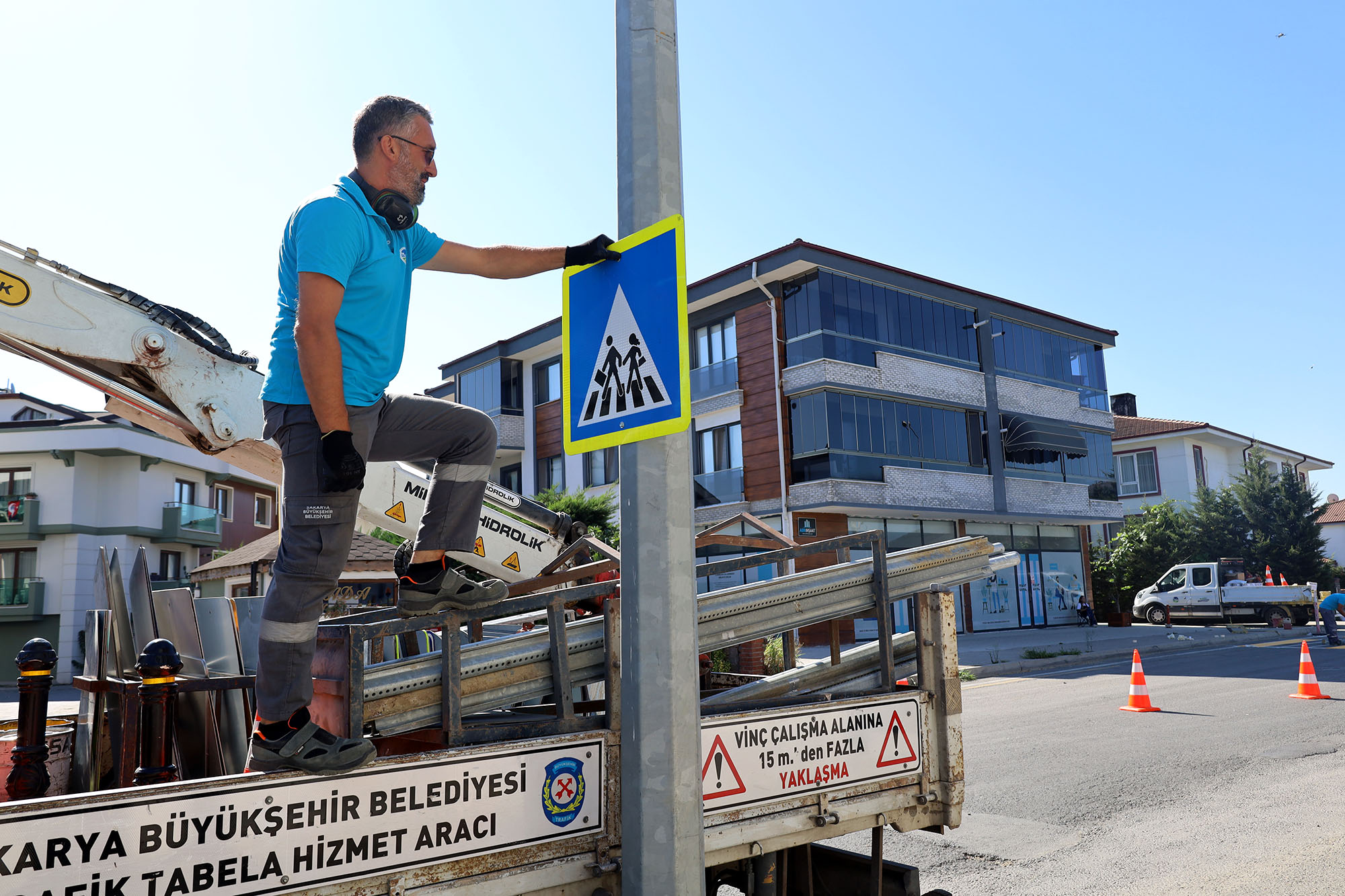 Sakarya’nın geleceği olan çocukların okula güvenle ulaşması için çalışıyorlar
