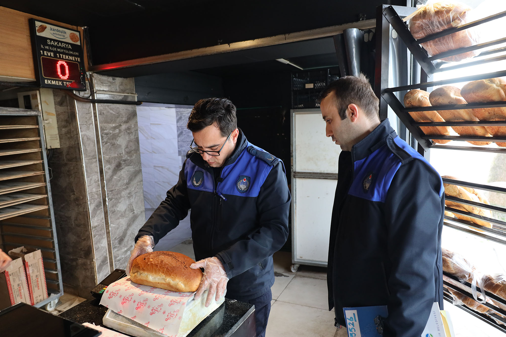 Büyükşehir Zabıtası Ramazan öncesi fırınları tek tek denetledi