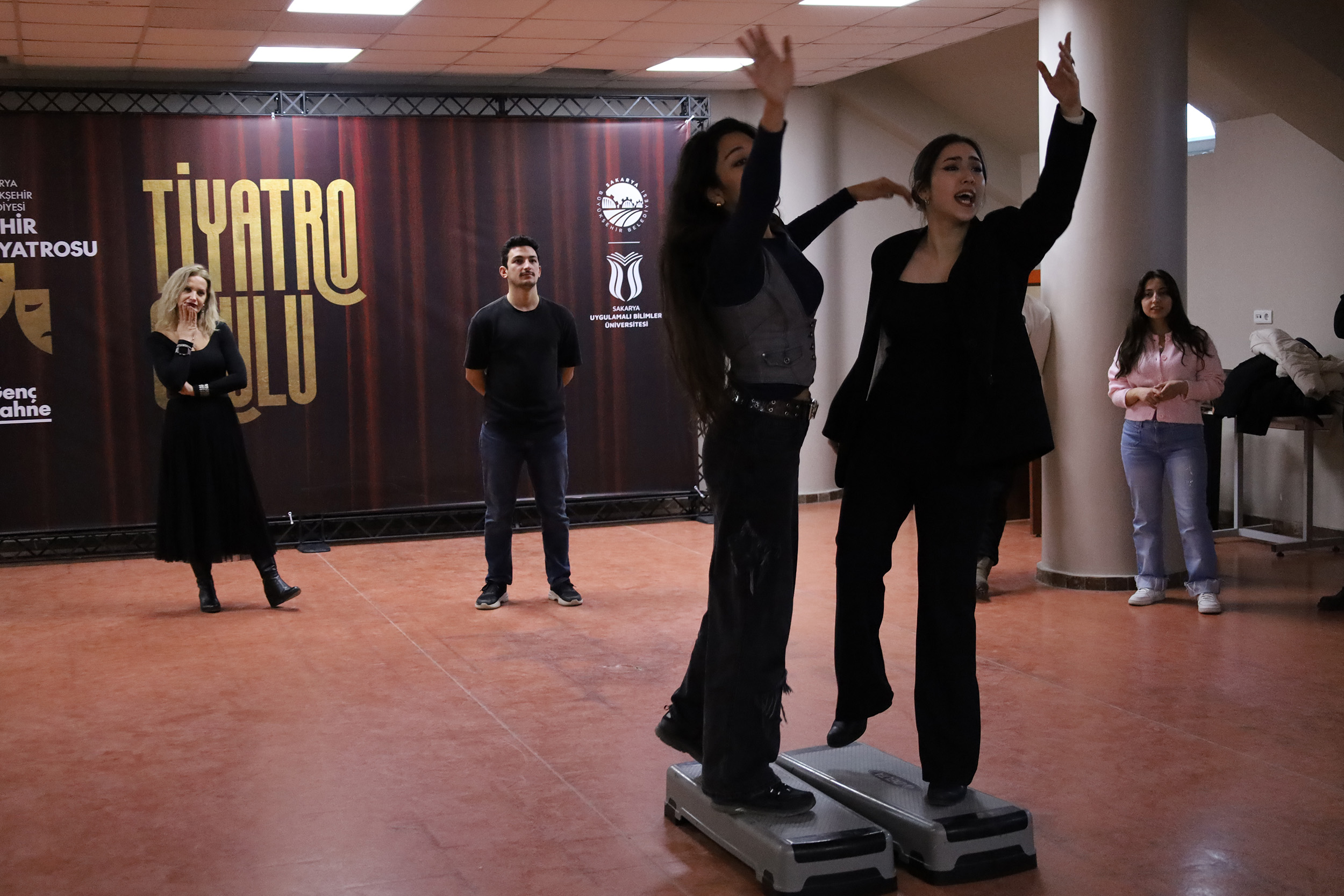 Büyükşehir’in tiyatro okulunda eğitimler başladı