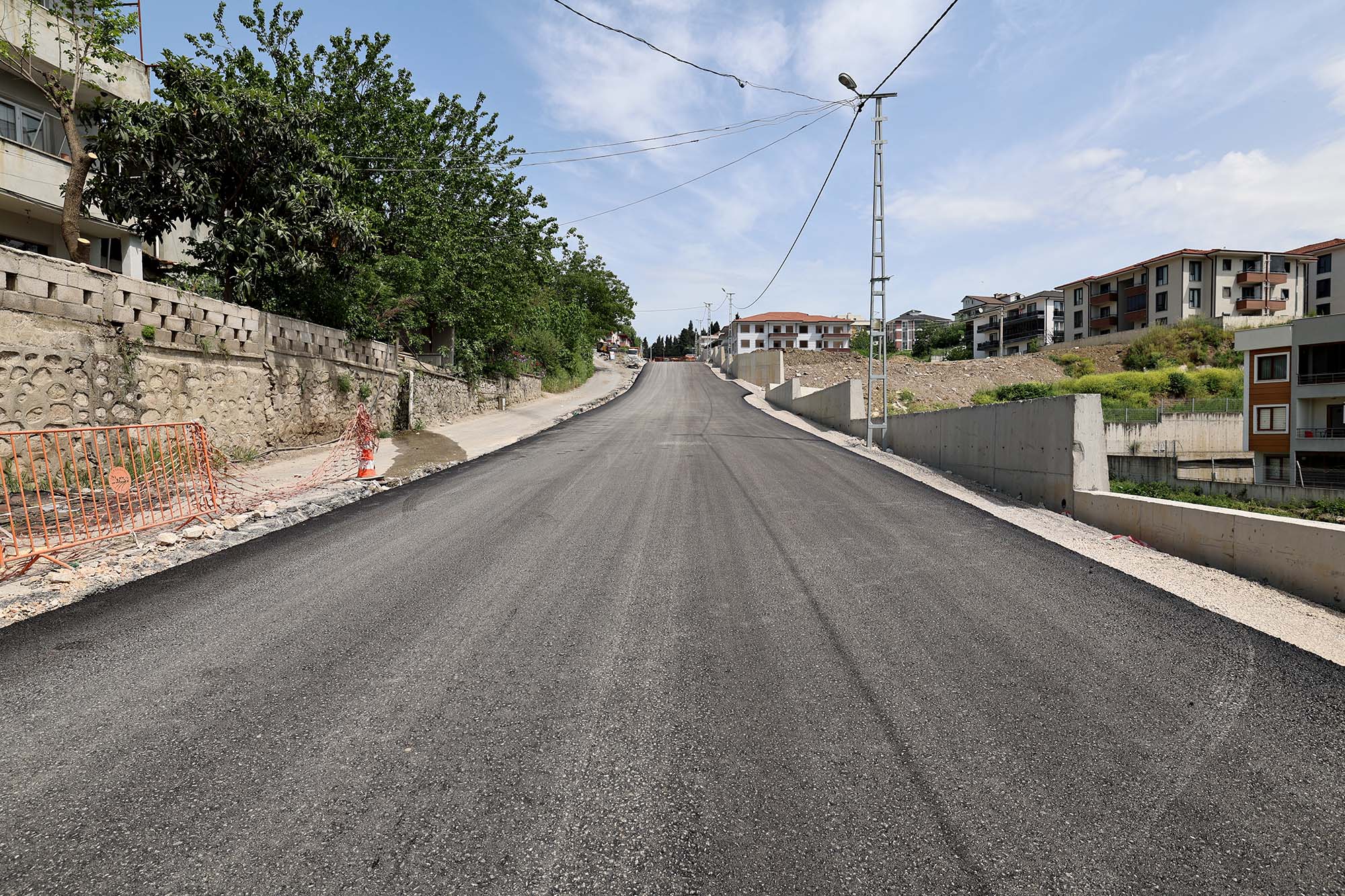 Serdivan’da sürücülere nefes aldıracak yeni kaçış güzergahı açılıyor: Asfalt işlemi başladı