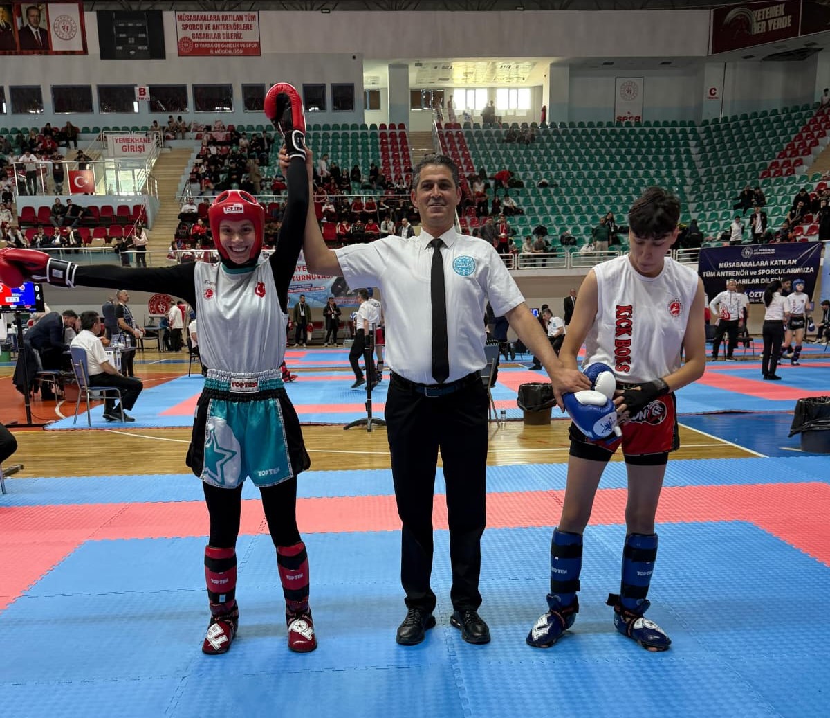 Büyükşehirli Kick Boksçular Diyarbakır’da zirveye uzandı, hedef Milli Takım