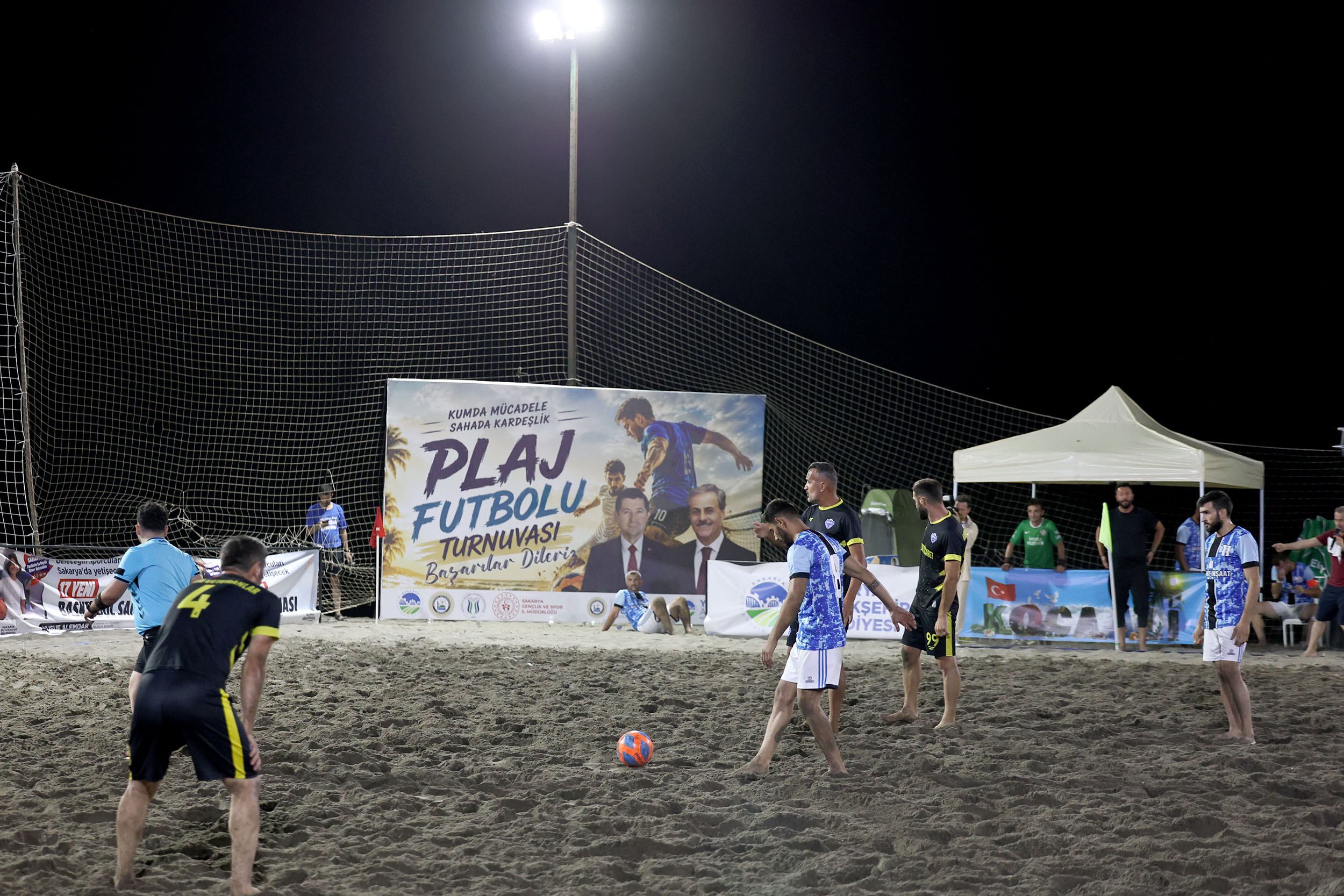 Kocaali Sahili’nde futbol şöleni: Plaj Futbolu Şampiyonası’nda büyük heyecan