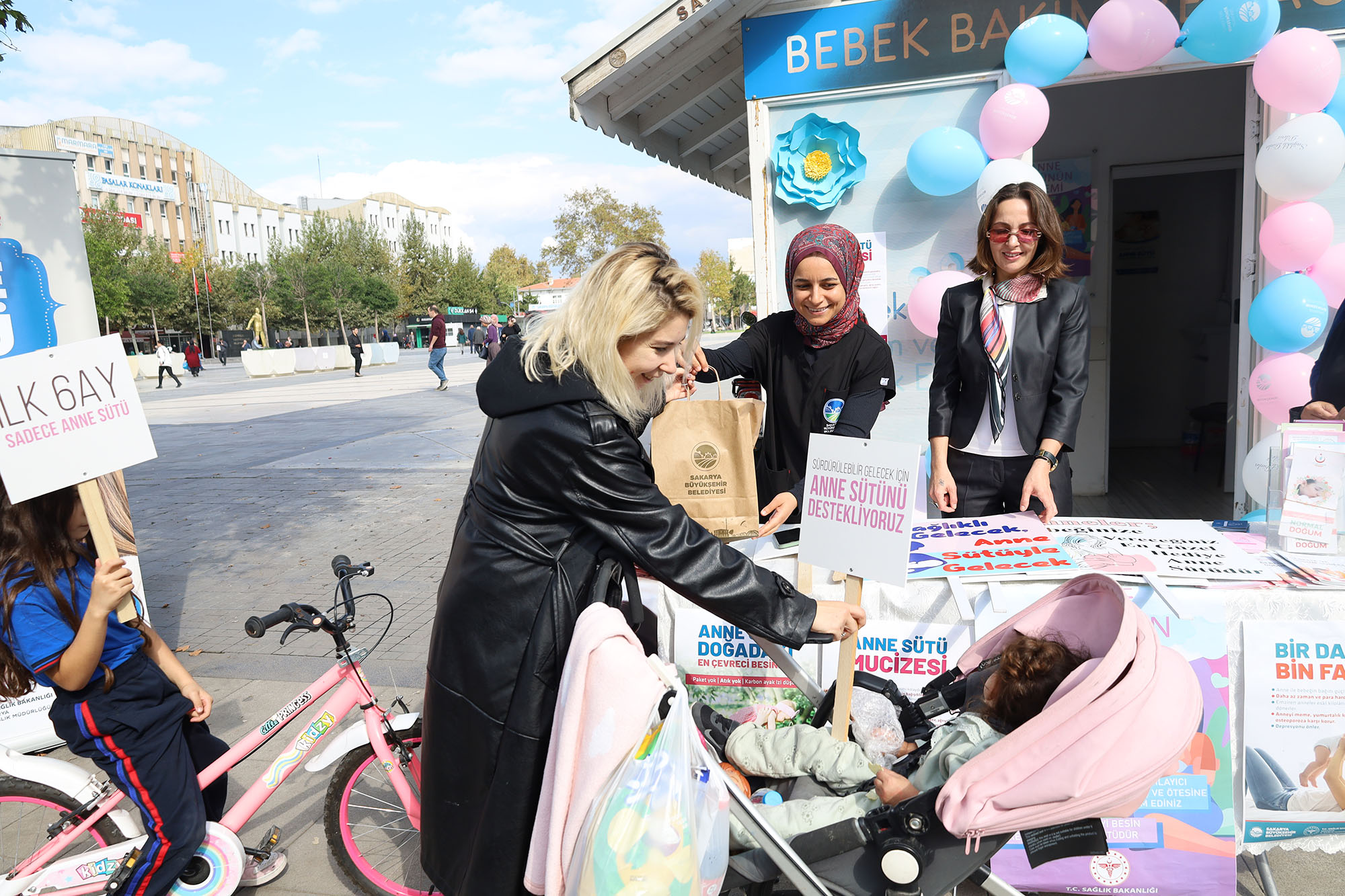 Emzirme Haftası’nda annelere özel program: “Bir damlasında bin fayda”