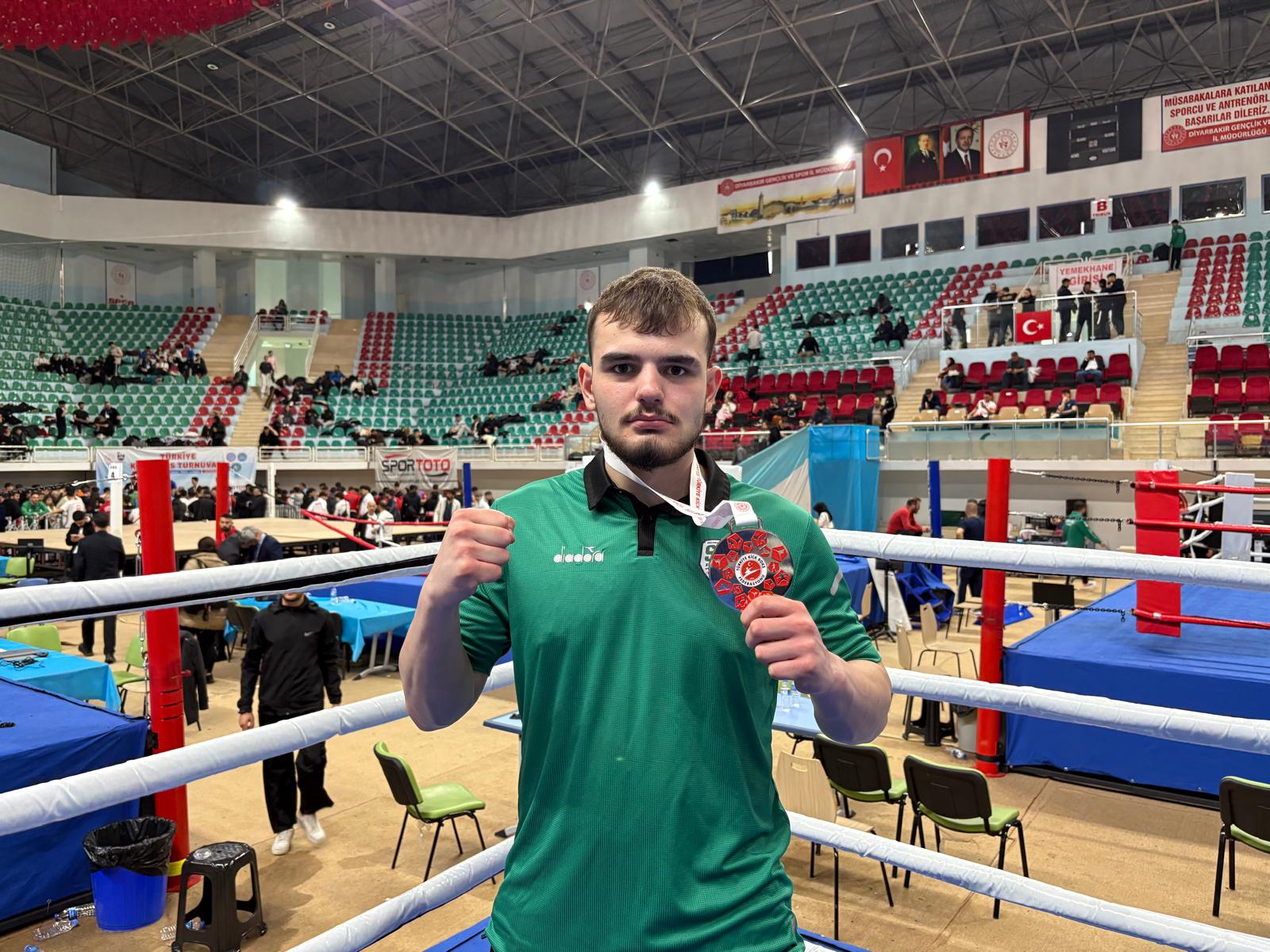 Büyükşehir sporcuları geçtiğimiz haftaya damga vurdu