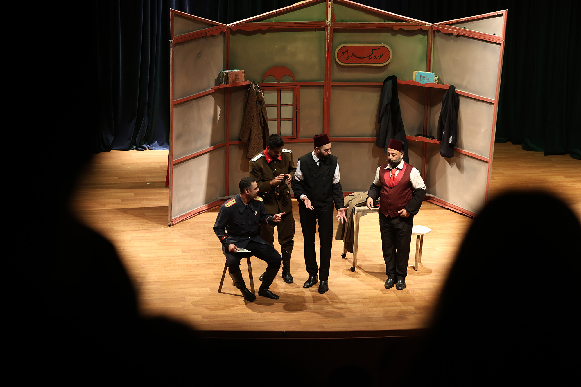 Sakarya’da tiyatro perdesine görkemli açılış 