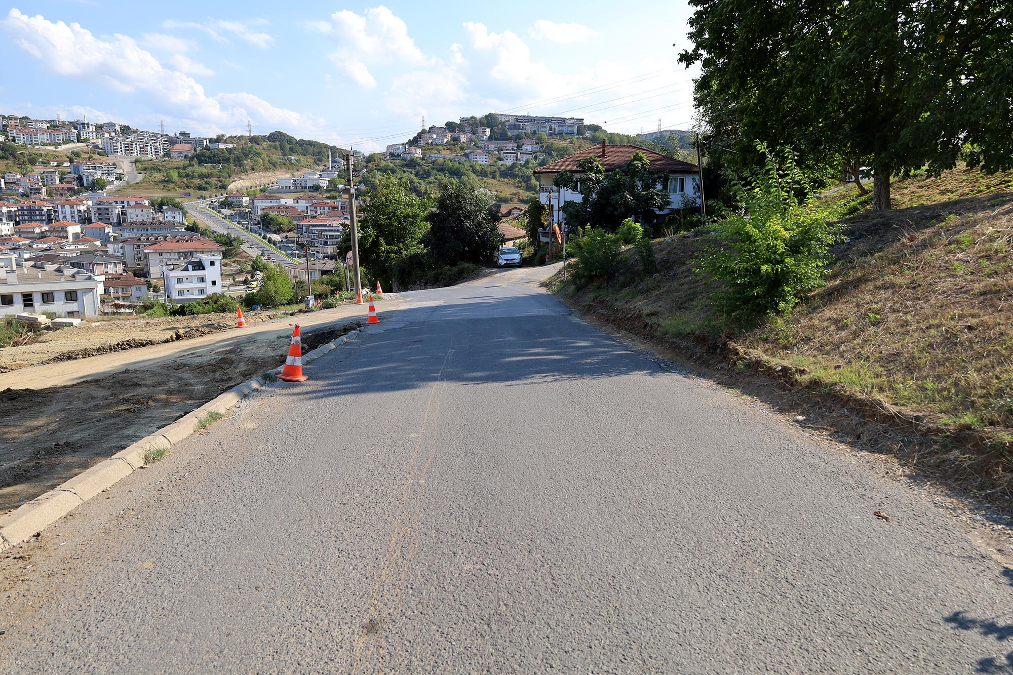 Serdivan’ın trafik yükünü hafifletecek hamle: O hattın genişliği 20 metreye çıkıyor