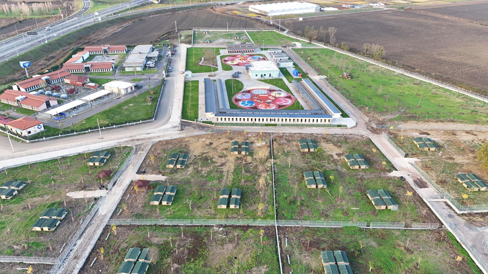 “Sokak Hayvanları Doğal Yaşam Kampüsü ile Sakarya’mız yine bir ilke imza attı”