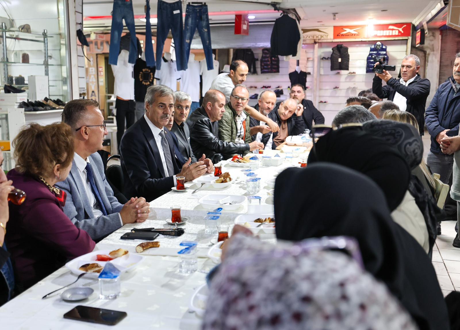 Katlı Pazar’ın yeniden güçlü bir merkez olması gerekiyor