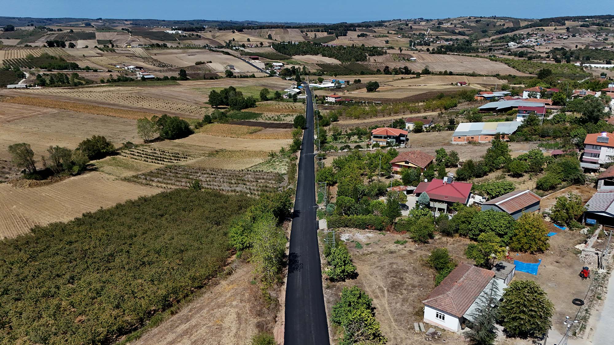 Söğütlü kırsalında ulaşıma konfor ve güven getiren çalışma: 4 mahalleye ulaşan hat sil baştan