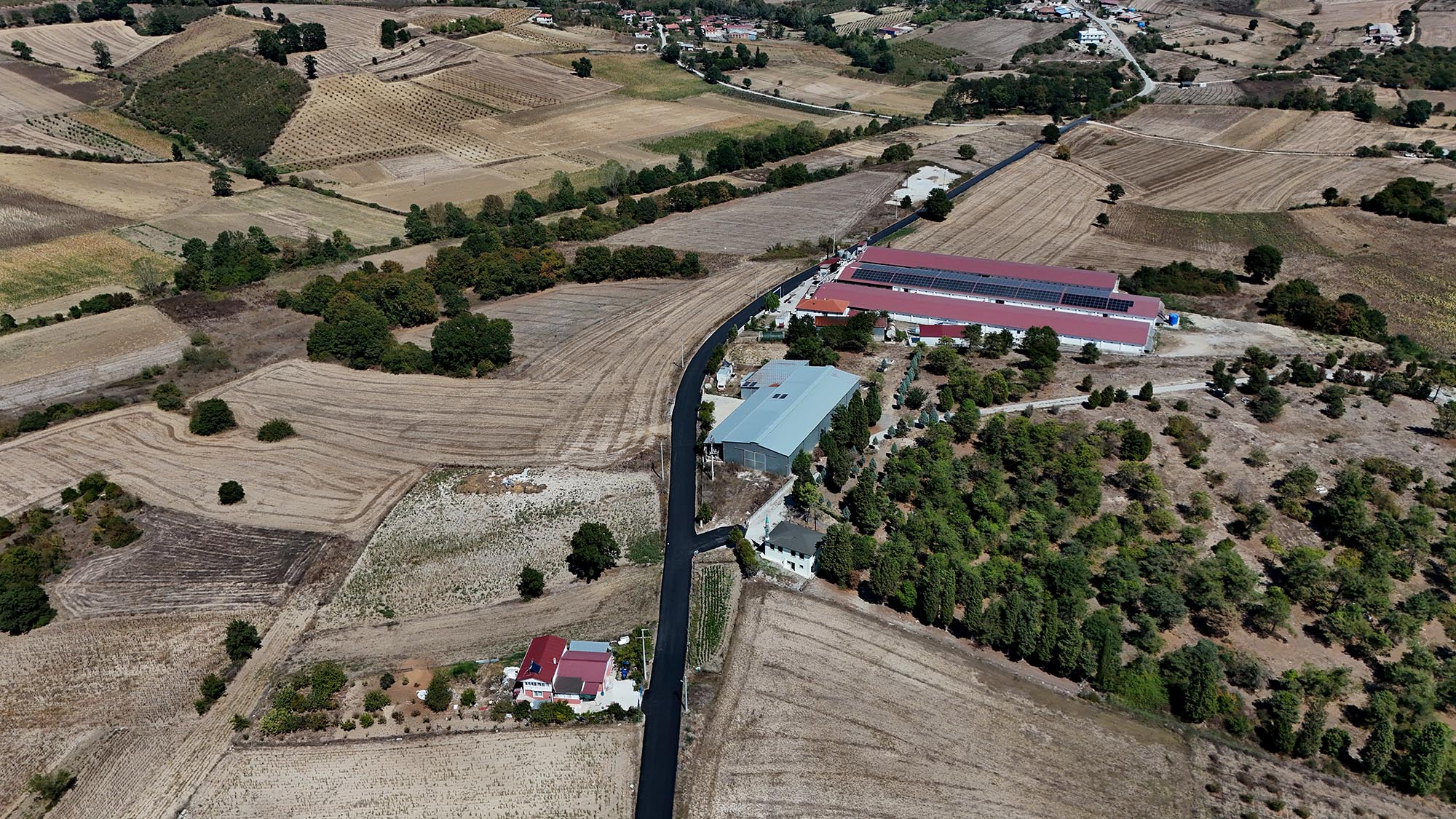 Söğütlü kırsalında ulaşıma konfor ve güven getiren çalışma: 4 mahalleye ulaşan hat sil baştan