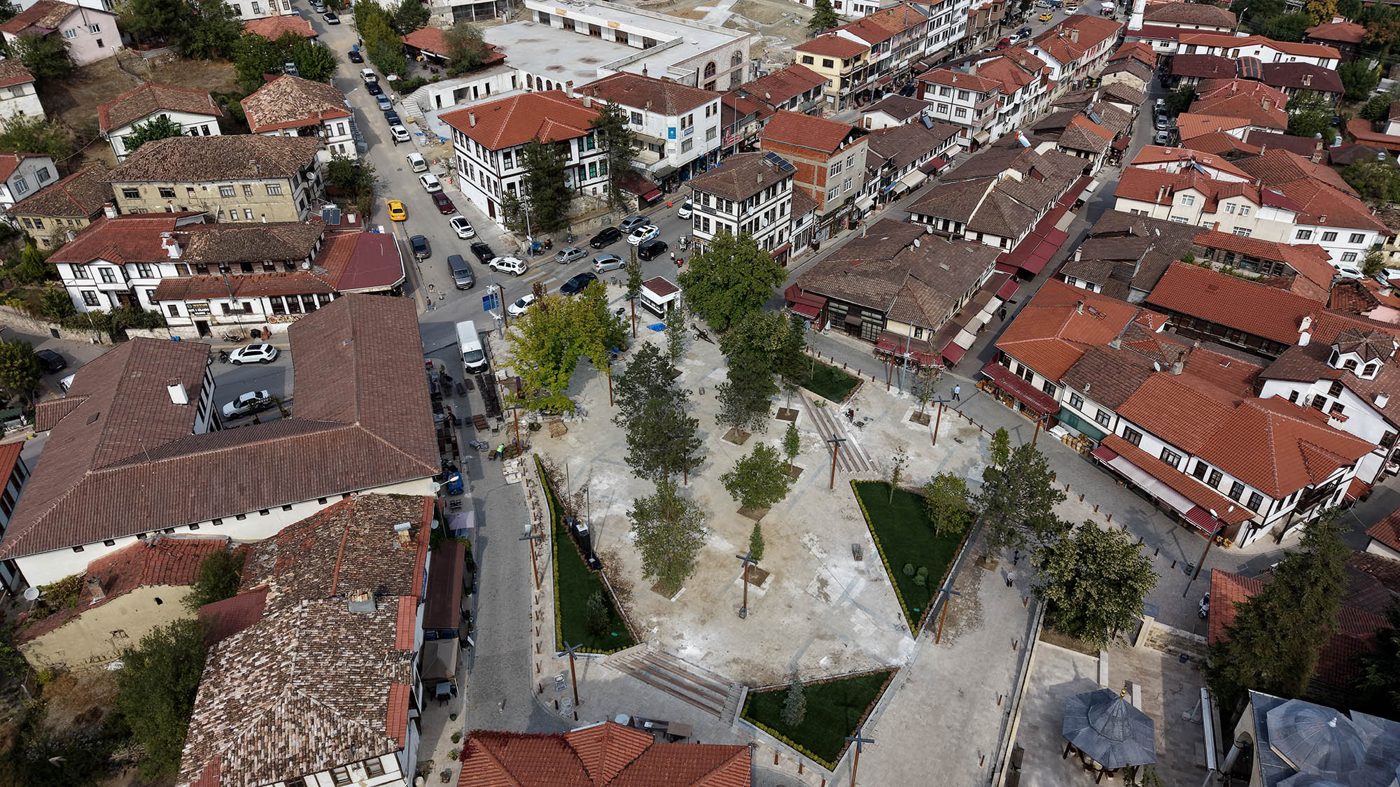 Şehrin turizm rotası Taraklı’ya 4 ayrı projeyle yepyeni bir yüz: Yeni yaşam alanları hızla tamamlanıyor
