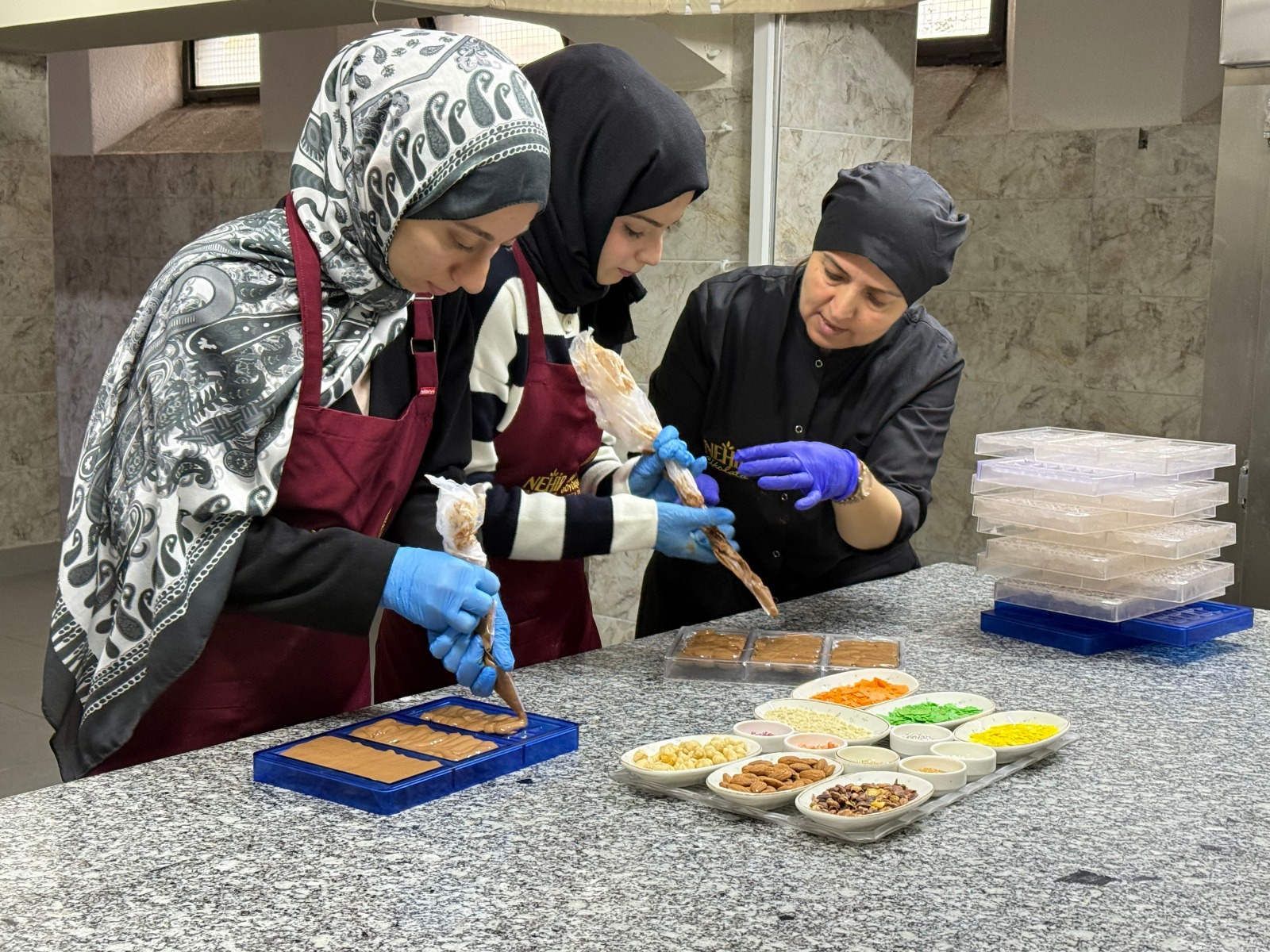 Büyükşehir’in kadınlara yönelik çikolata ve kahve atölyesi tamamlandı