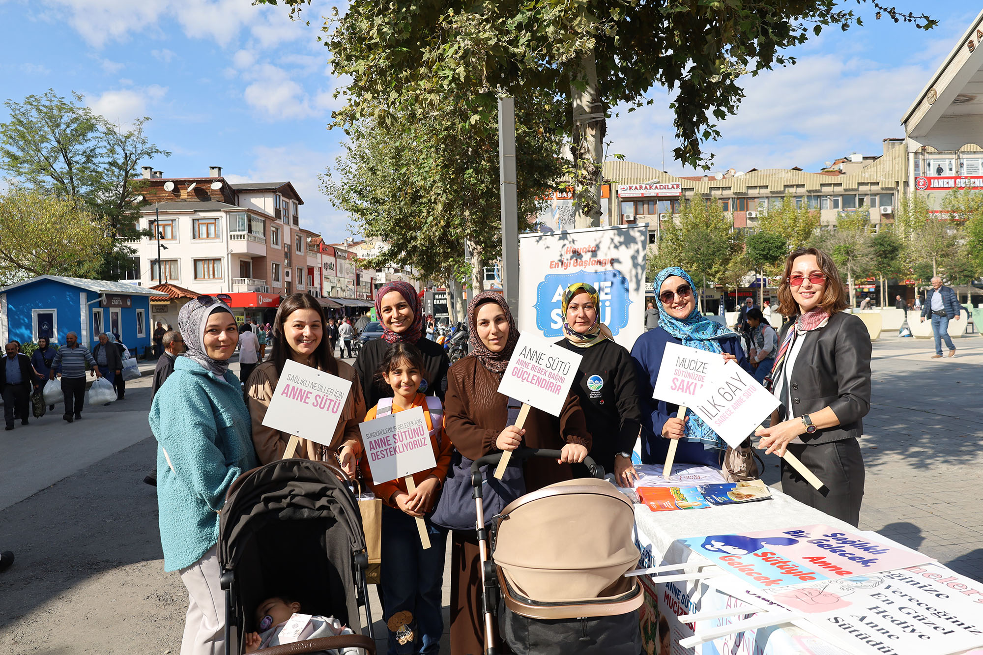Emzirme Haftası’nda annelere özel program: “Bir damlasında bin fayda”