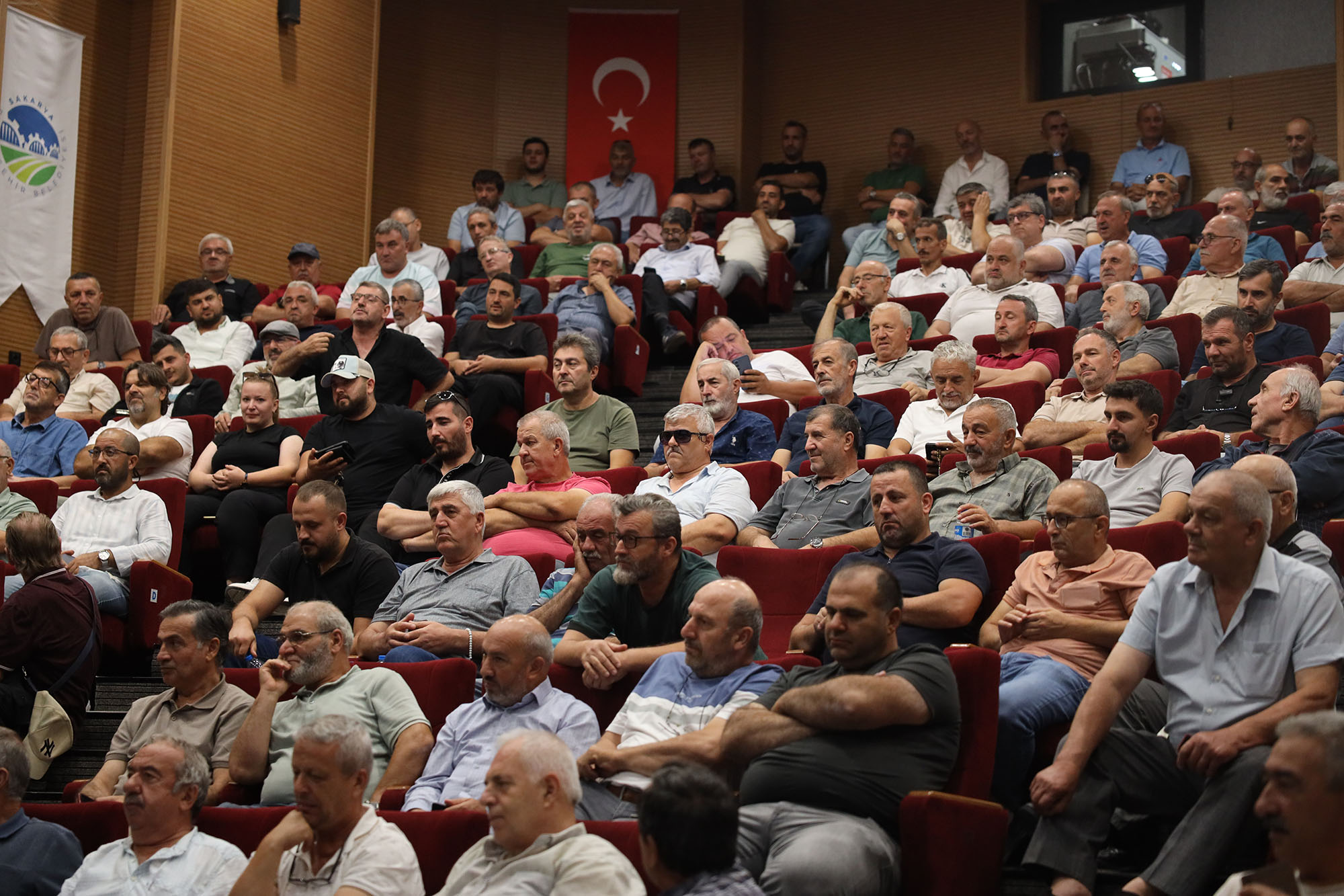 Kimlik kartı sahibi olacak şoförler öfke, stres yönetimi, empati eğitimi alıyor