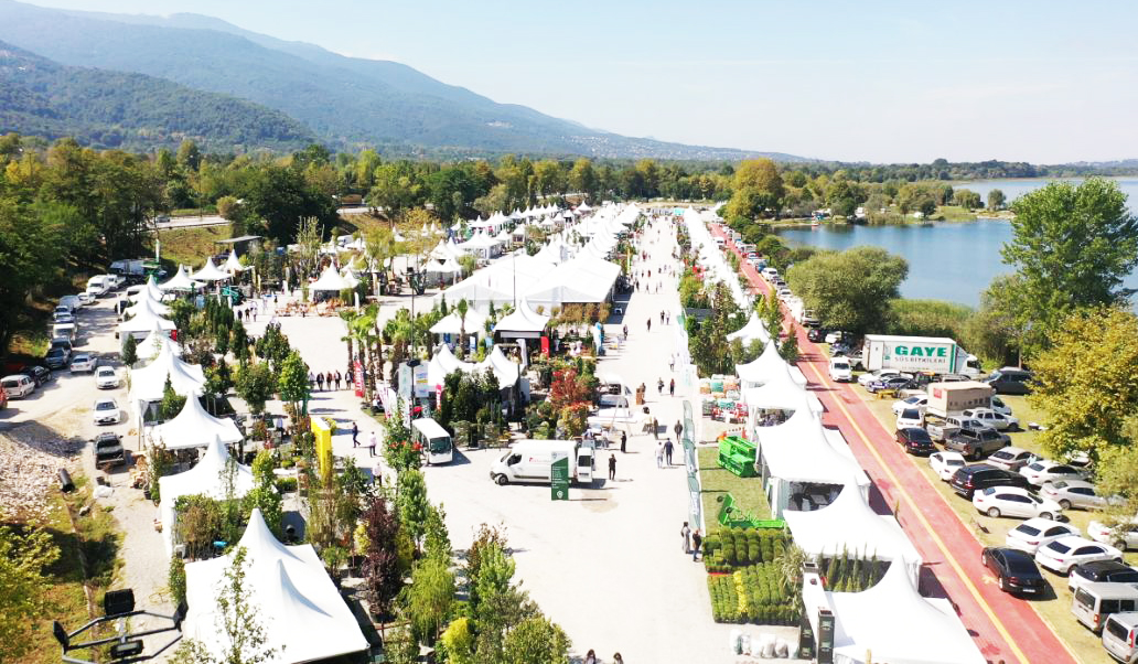 ‘Lokomotif şehir Sakarya’ dev fuarla kapılarını bu kez dünyaya açtı