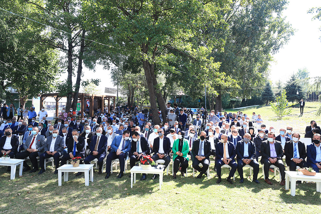‘Lokomotif şehir Sakarya’ dev fuarla kapılarını bu kez dünyaya açtı